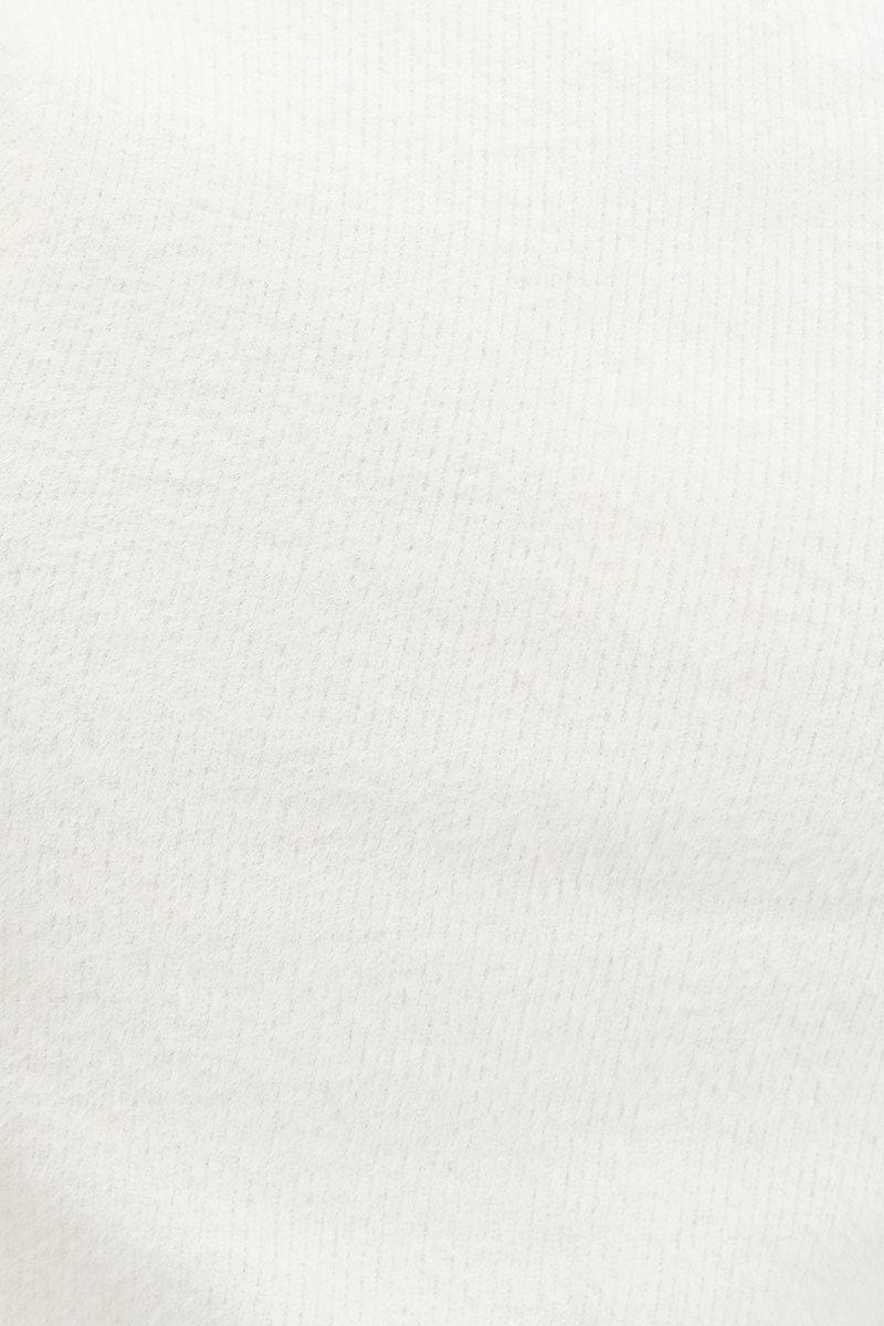 White Knit Top Short Sleeve Round Neck Fluffy