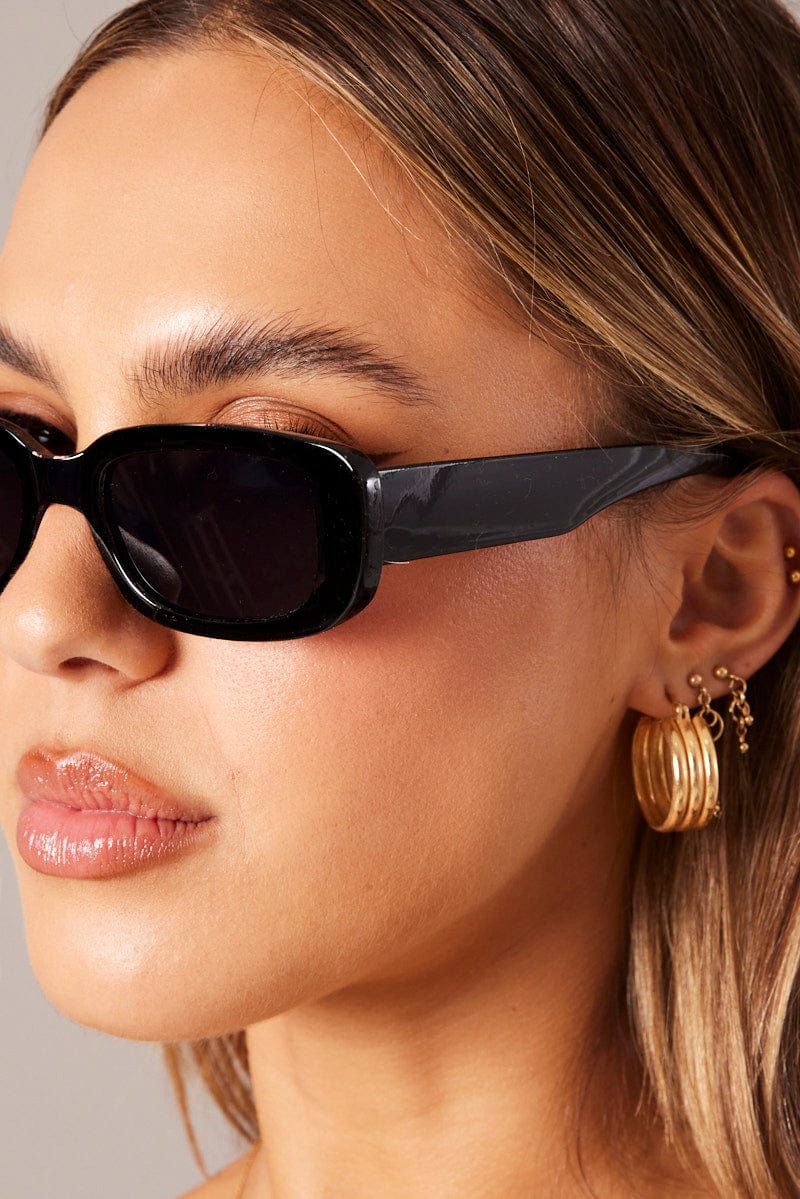 Black Squared Sunglasses