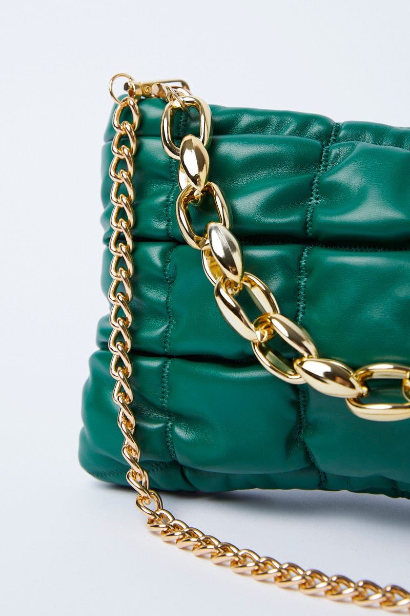 Green Chain Decor Quilted Shoulder Bag