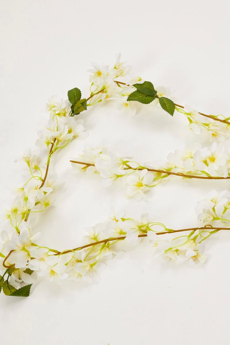 White Flower And Leaf Garland