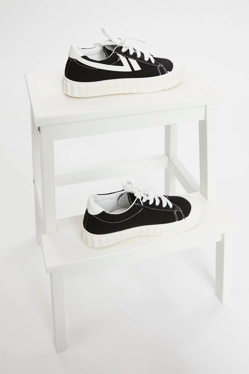 Black Contrast Line Detail Sneakers