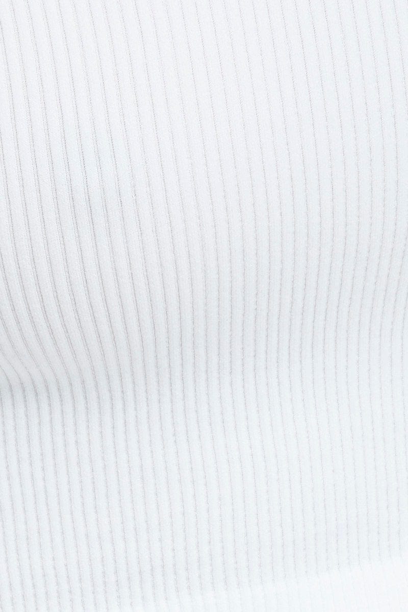 White Top Long Sleeve Scoop Neck Seamless