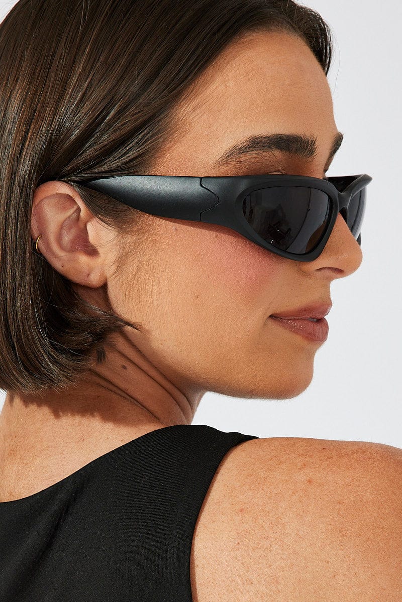 Black Wrap Visor Sunglasses