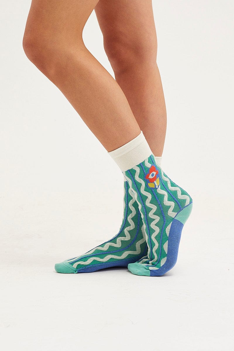Green Wave And Flower Socks