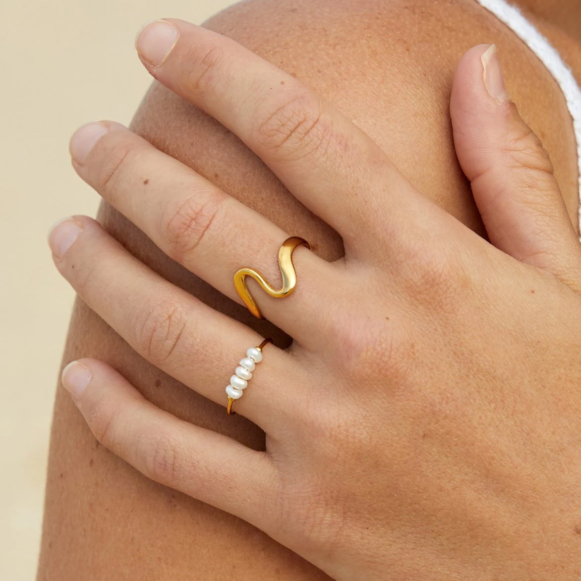 Wave Ring in Gold