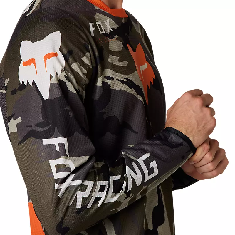 180 rag & bone® Camo Jersey