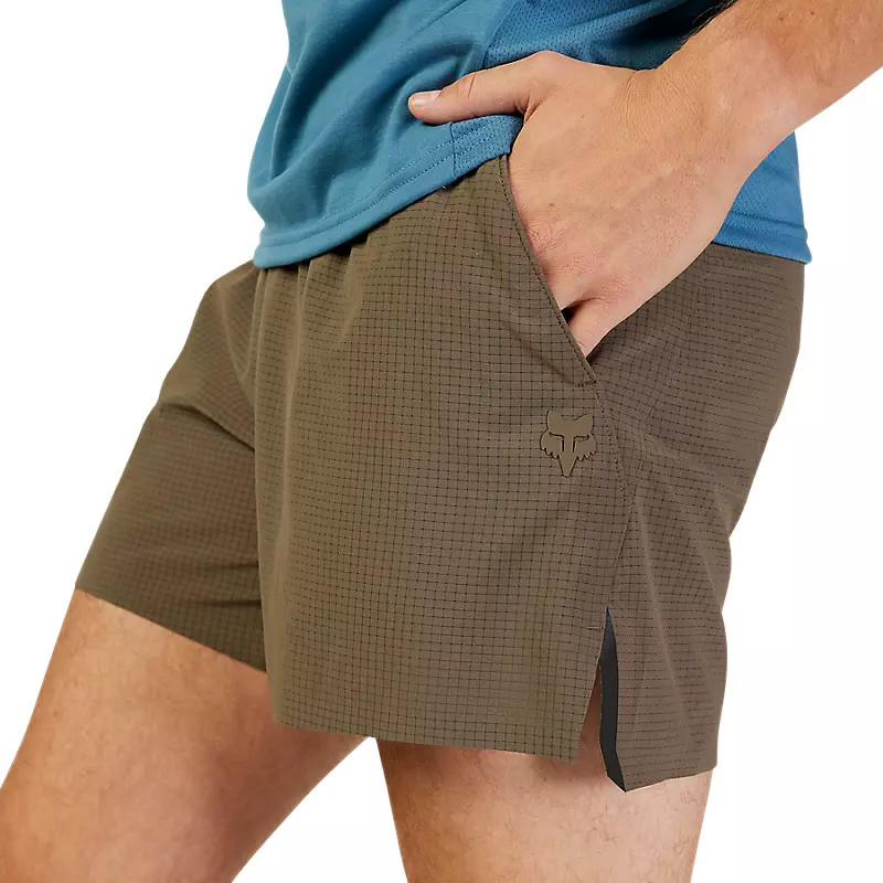 Motive 5" Linerless Shorts