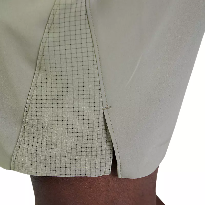Core 7" Linerless Shorts