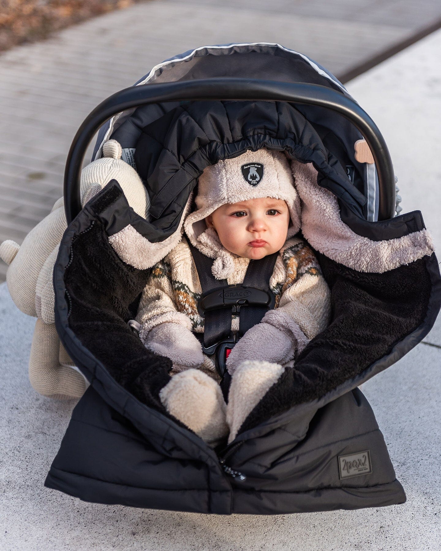 Evolutive Baby Footmuff Black - Deux par Deux