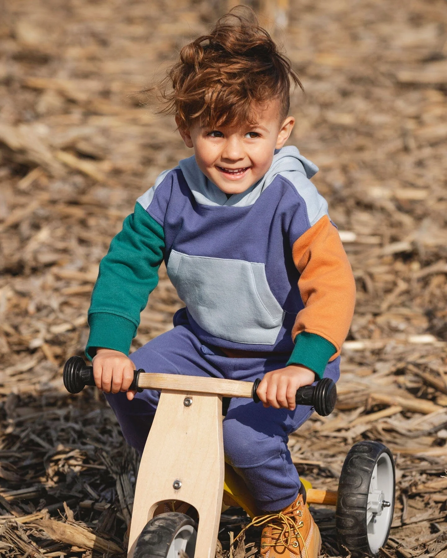 Long Sleeve Colorblocked Hooded Fleece Sweatshirt Blue - Deux par Deux