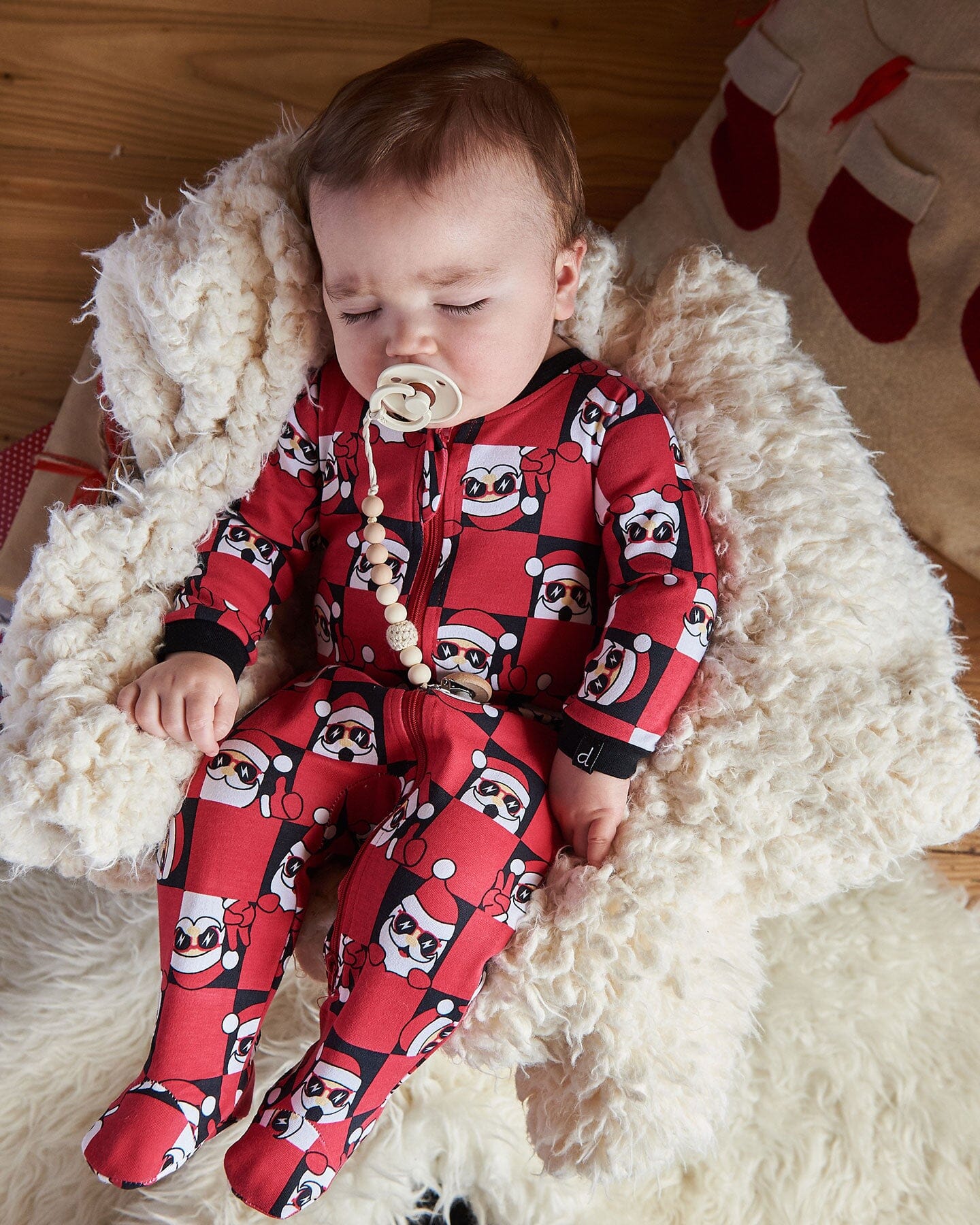Organic Cotton One Piece Pajama Red Printed Santa - Deux par Deux