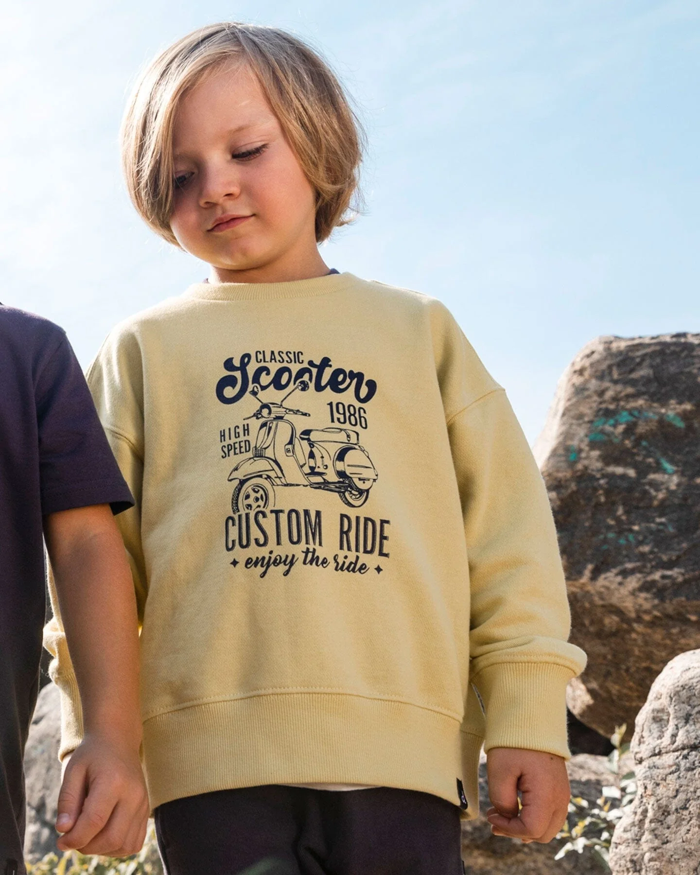 Pullover Graphic Sweatshirt Lime Green - Deux par Deux