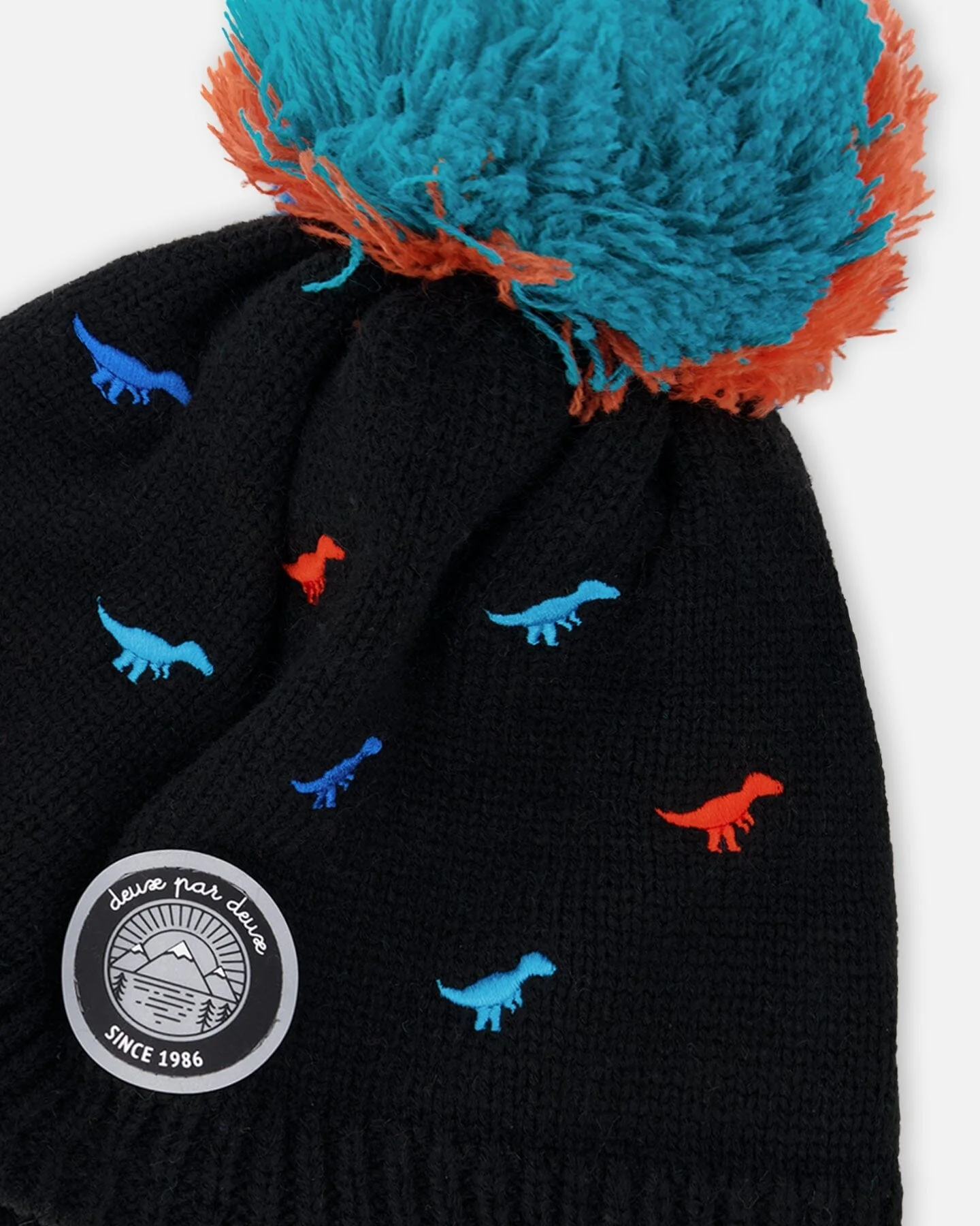 Lined Winter Peruvian Knit Hat With Pompom Black - Deux par Deux