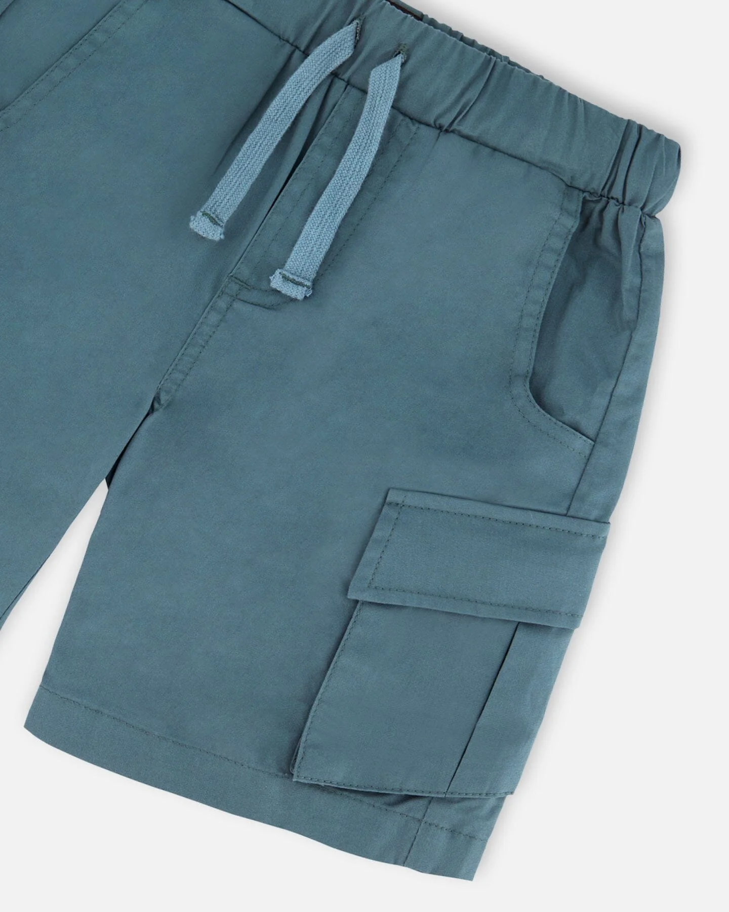 Parachute Cargo Pocket Shorts Dark Teal - Deux par Deux