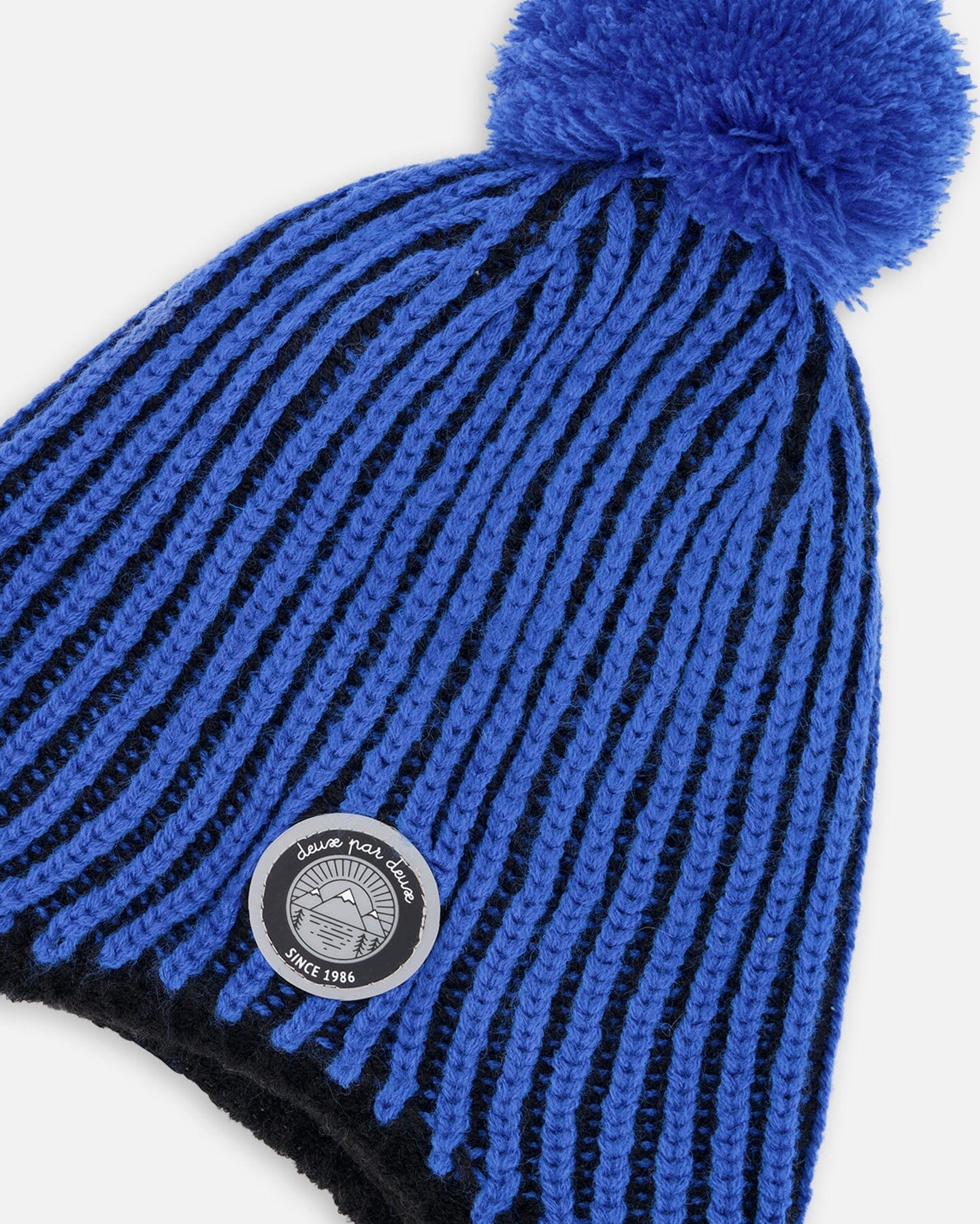 Winter Peruvian Knit Hat With Pompom And Lining Black And Blue - Deux par Deux