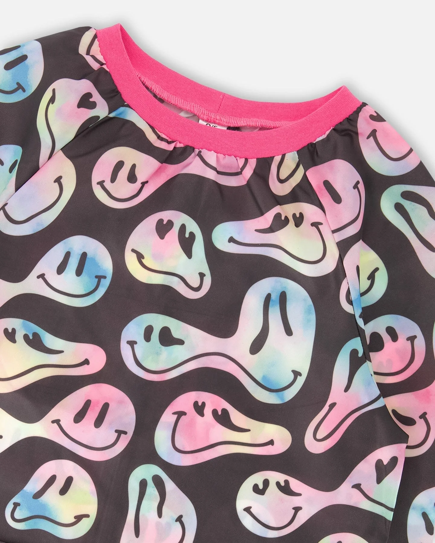 School Apron Smiley Face Girl - Deux par Deux