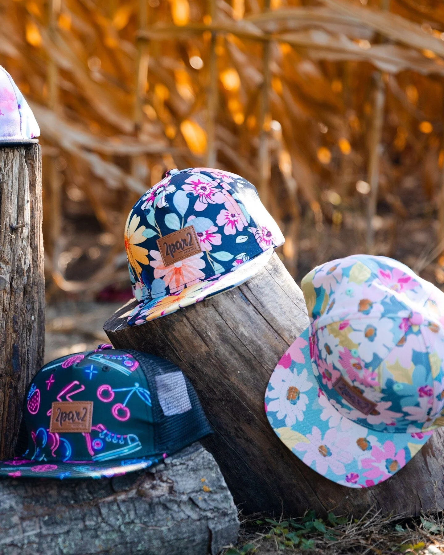 Printed Cap Navy And Yellow And Pink Flowers - Deux par Deux