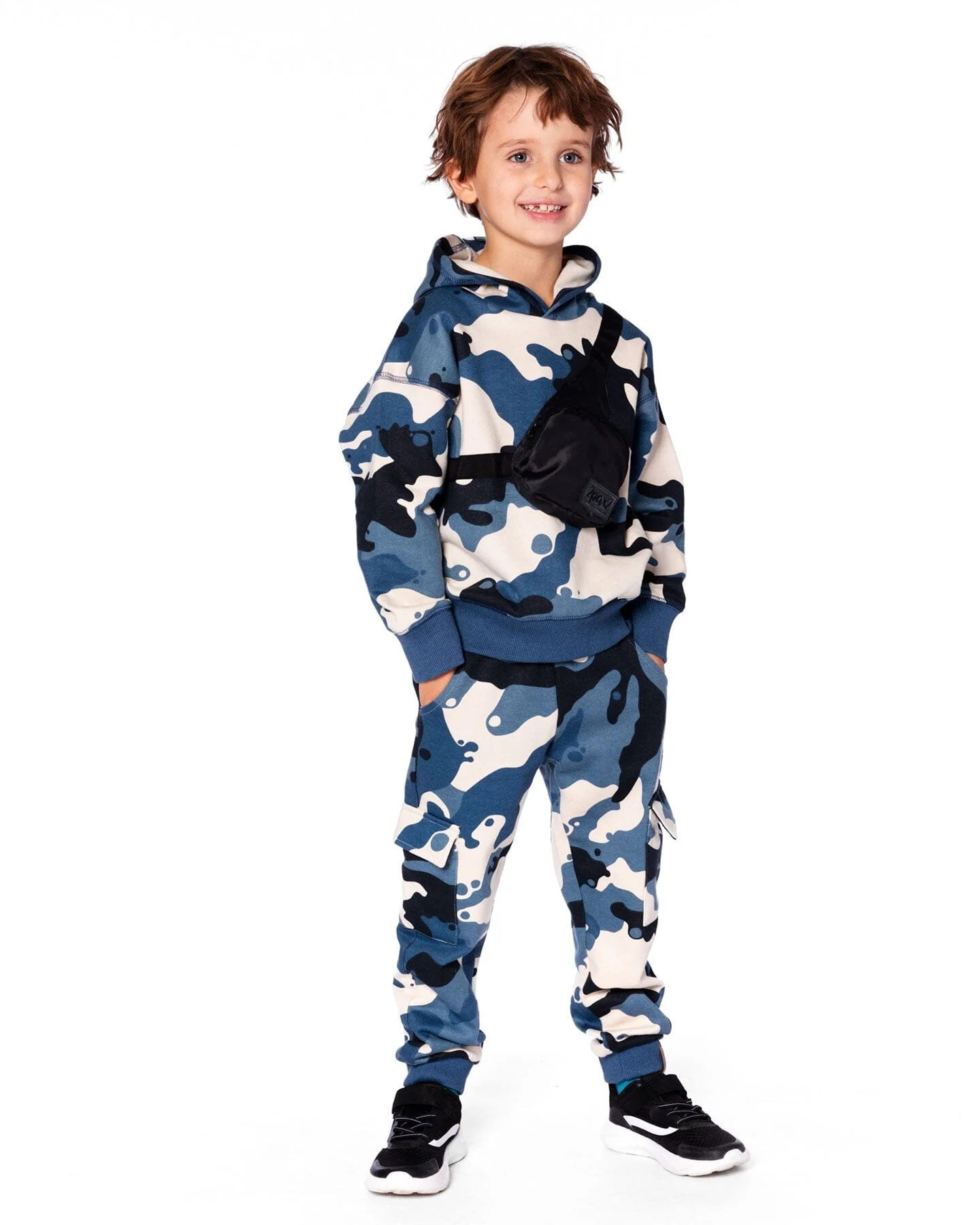 Fleece Sweatpants With Cargo Pockets Blue Camouflage - Deux par Deux