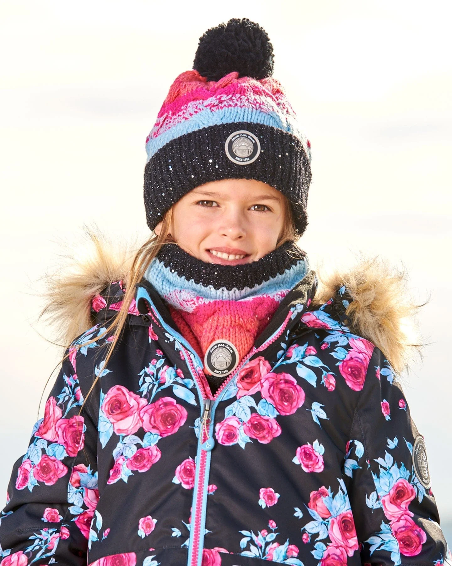 Knit Hat Gradient Blue, Coral And Fuschia - Deux par Deux