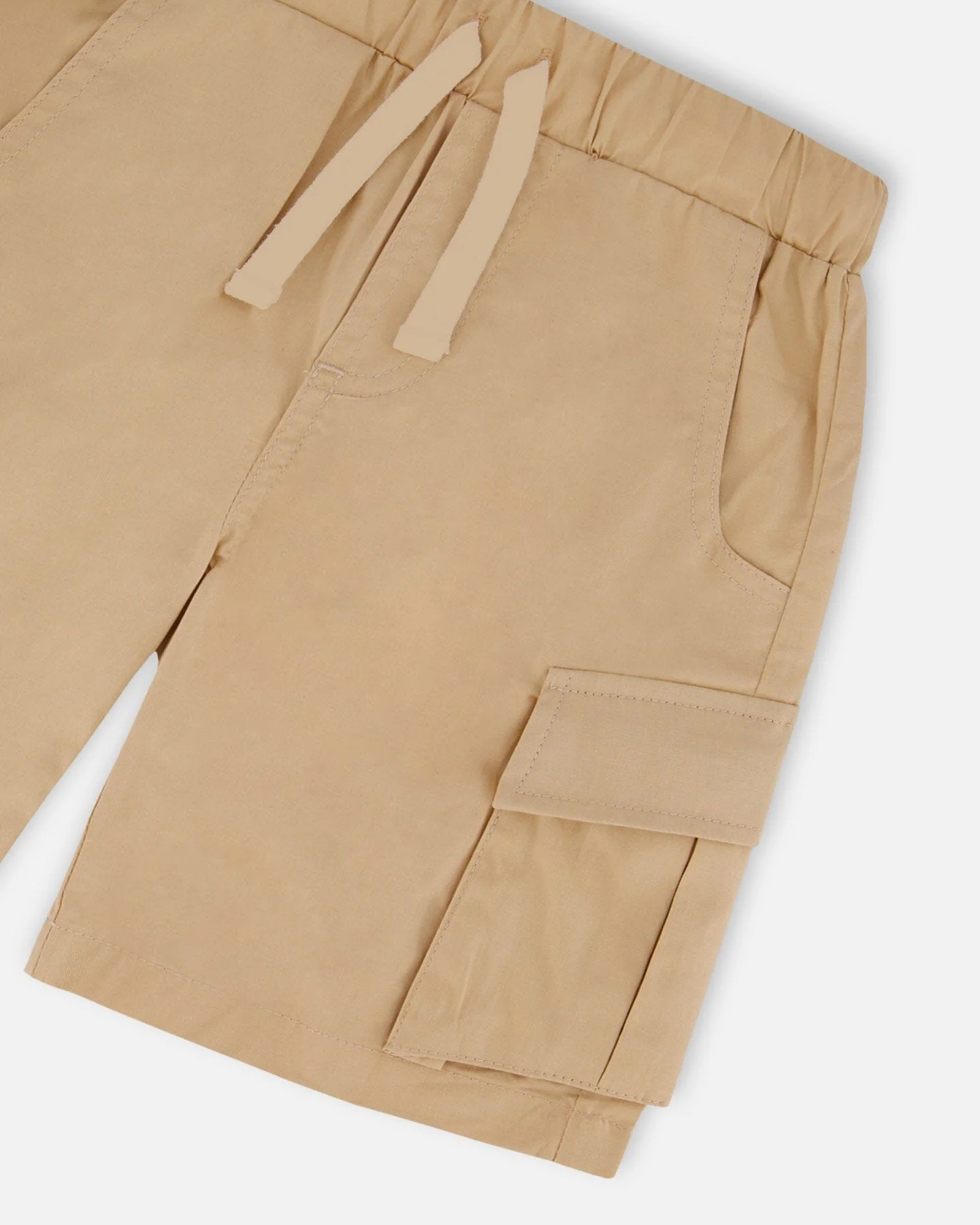 Parachute Cargo Pocket Shorts Light Beige - Deux par Deux