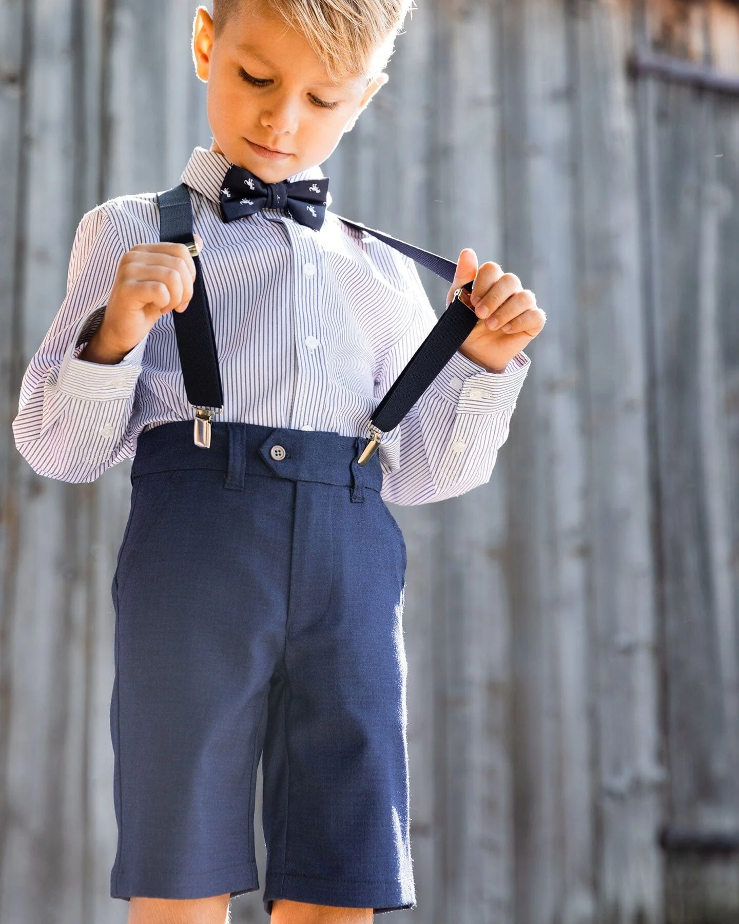 Slant Pocket Bermuda Shorts Navy Blue - Deux par Deux