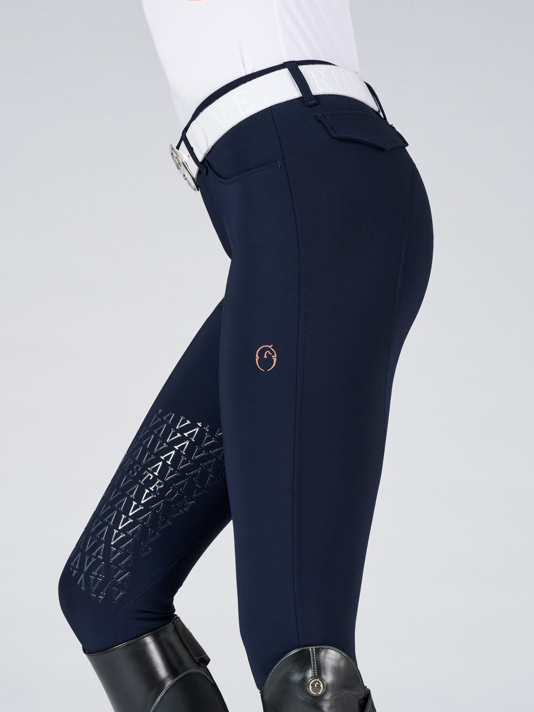 LAZISE WOMEN’S KNEE GRIP BREECHES WITH POCKETS ON THE BACK