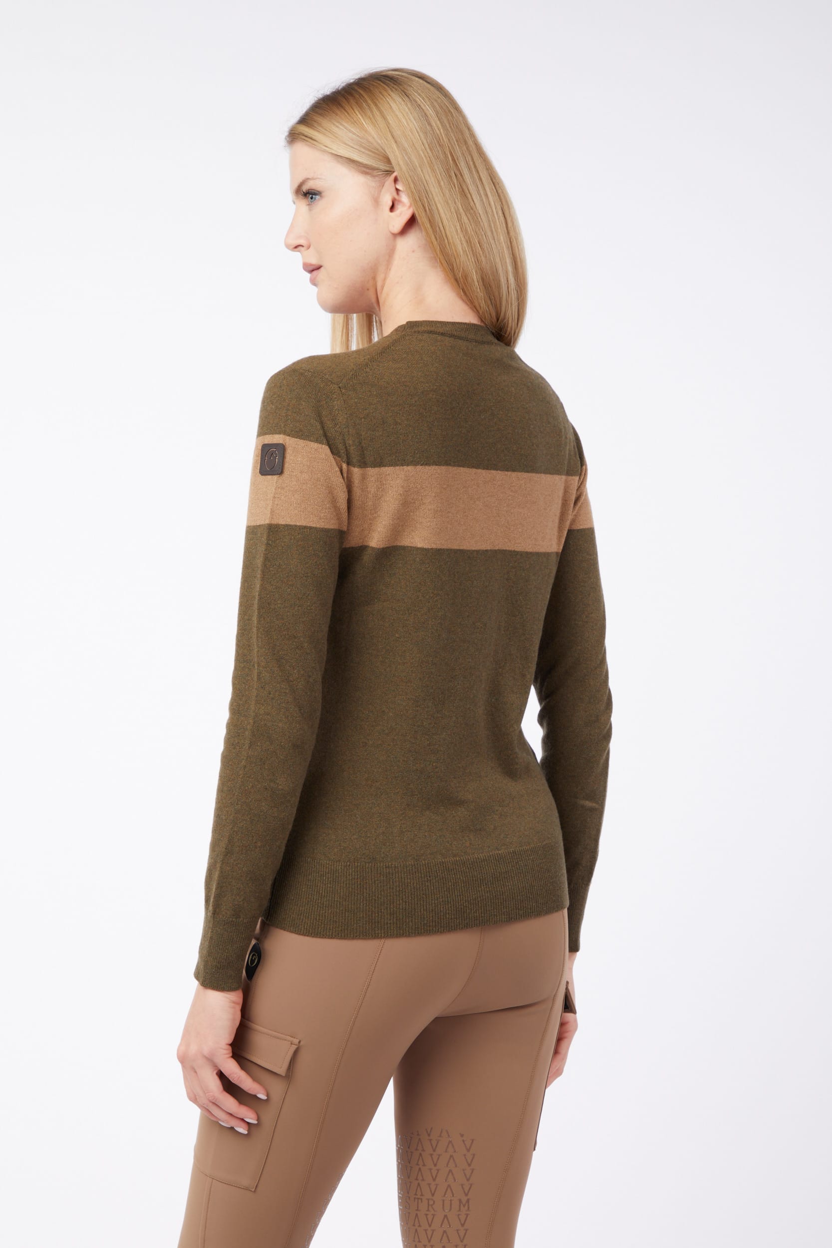 VASTERAS WOMEN’S SWEATER