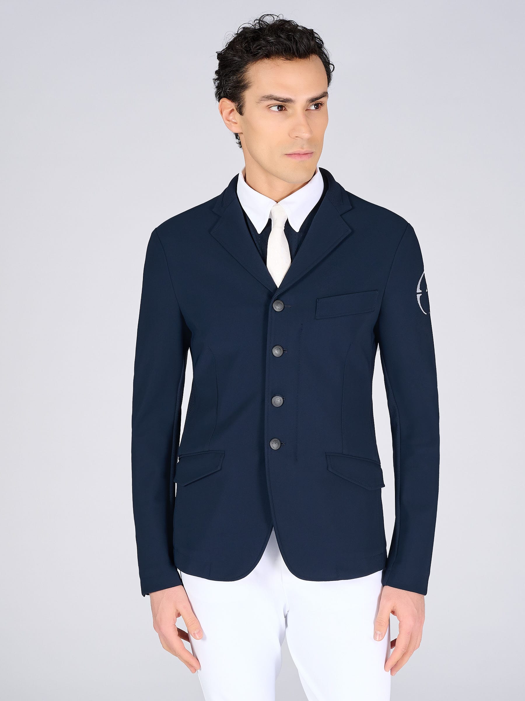 ABU DHABI MEN’S SHOW JACKET