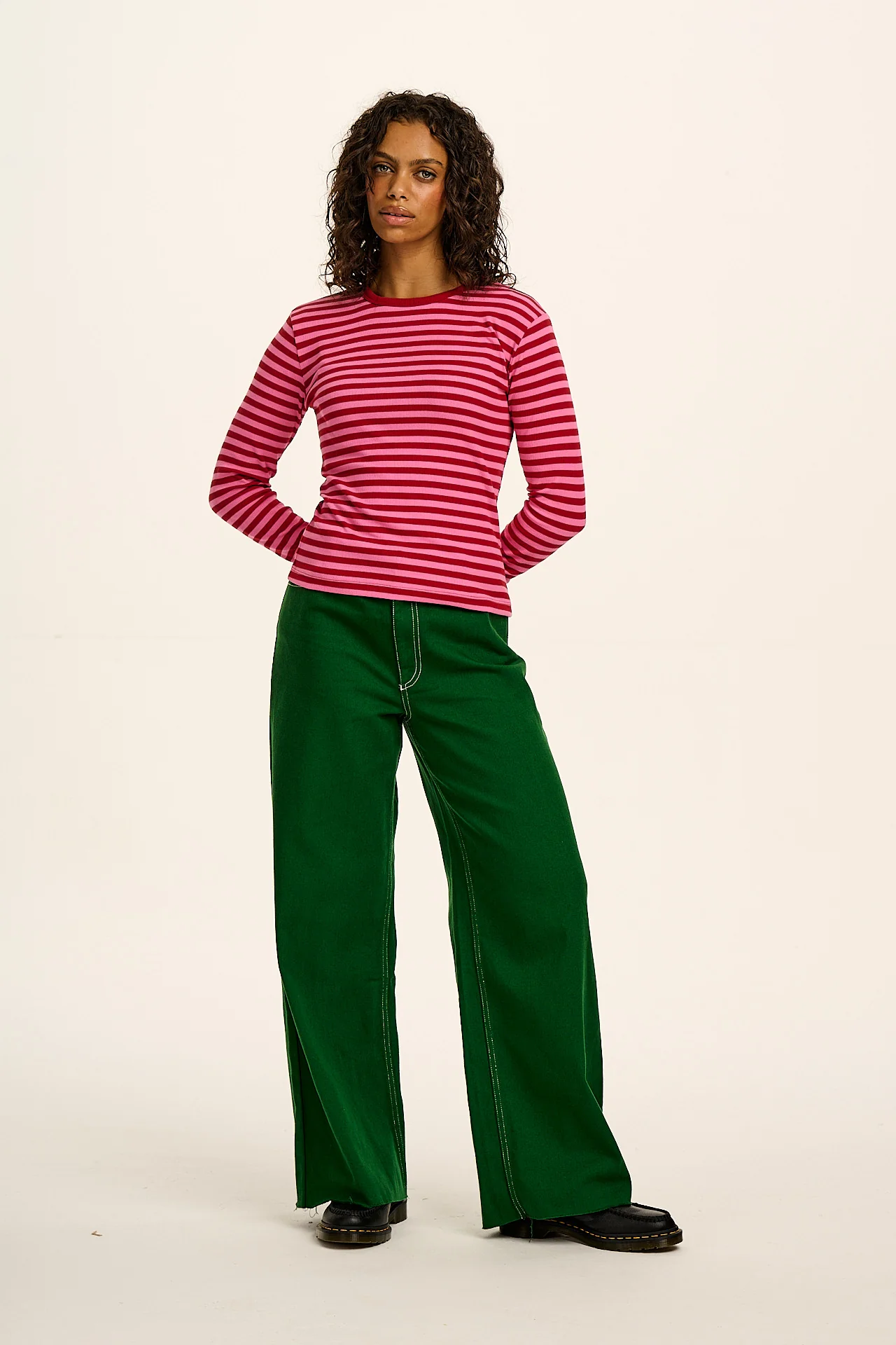 Grayson - Long Sleeve Cotton Tee in Pink & Red Stripe