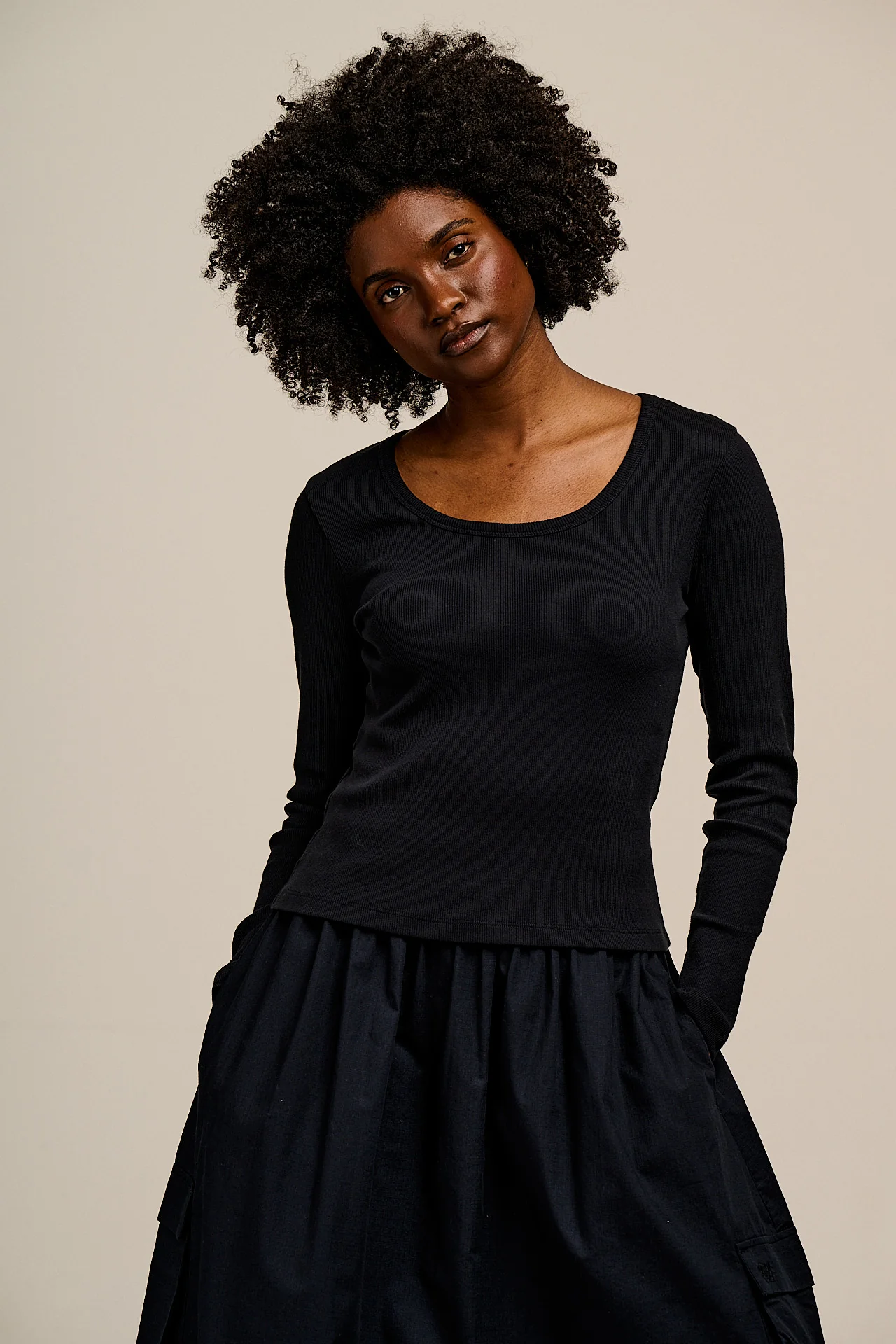 Remy - Ribbed Cotton Scoop Neck Long Sleeve Tee in Black