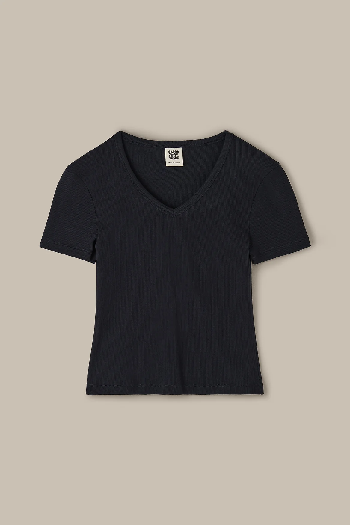 Ivy - Ribbed Cotton V Neck Tee in Black