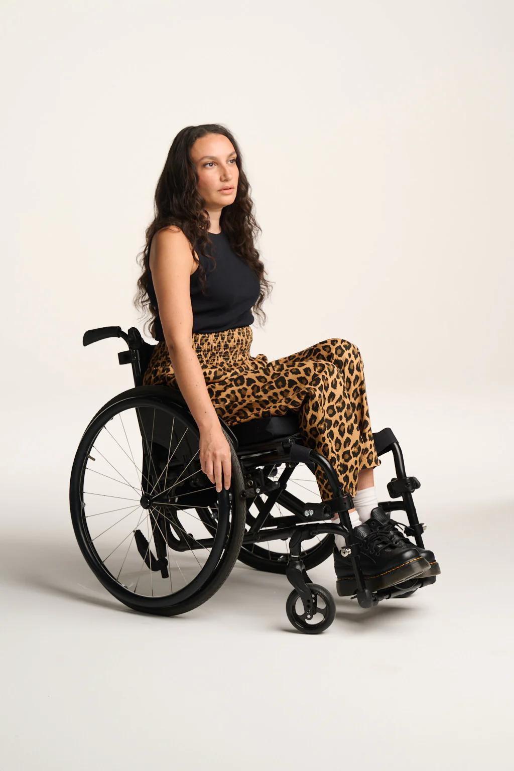 Alexa - Cotton Trousers in Leopard Print