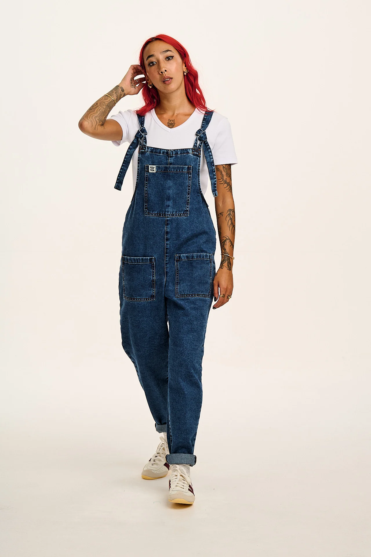 Ivy - Ribbed Cotton V Neck Tee in White