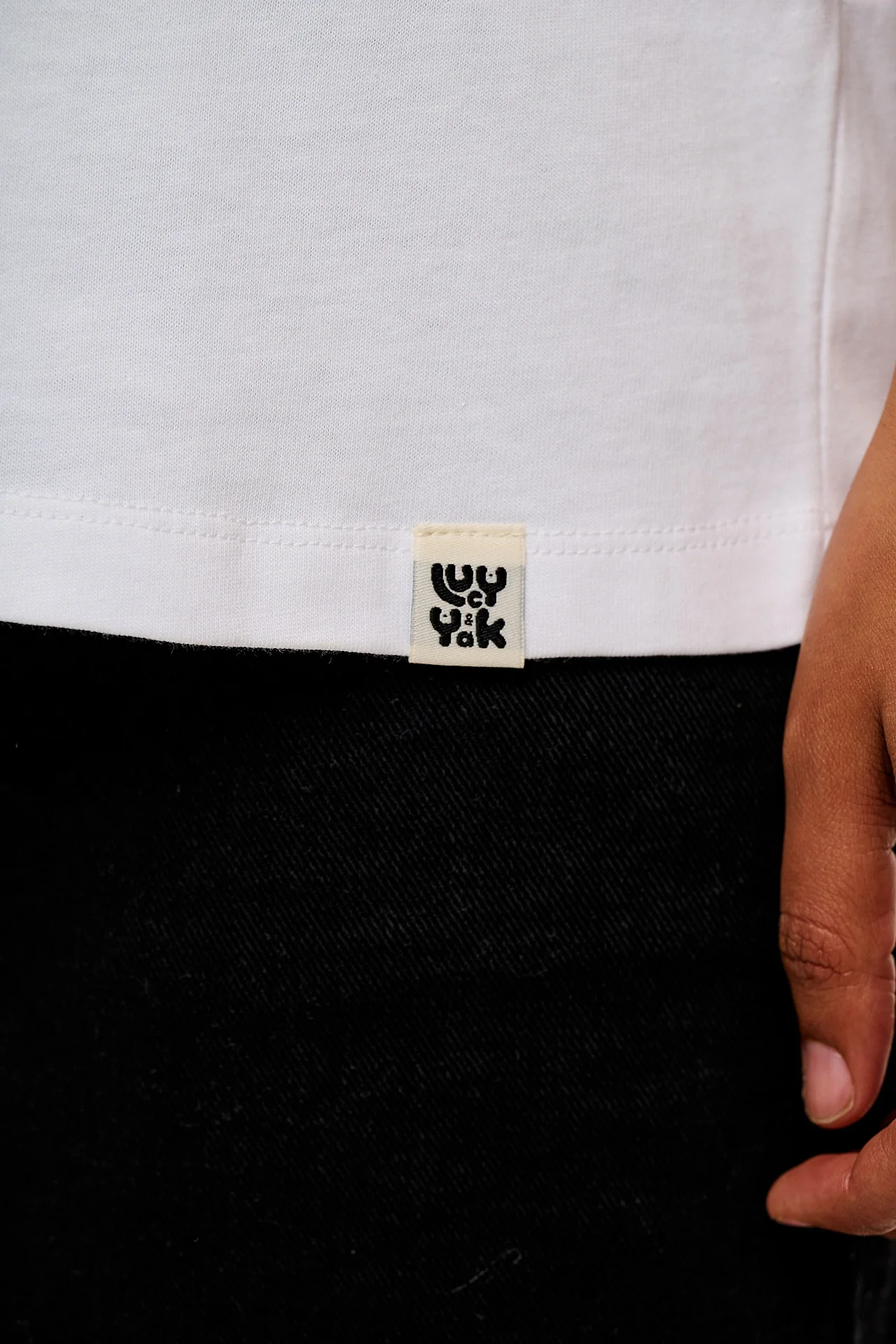 L.E. Benny - Oversized Cotton Tee in Artist Print by Amanda Lobos