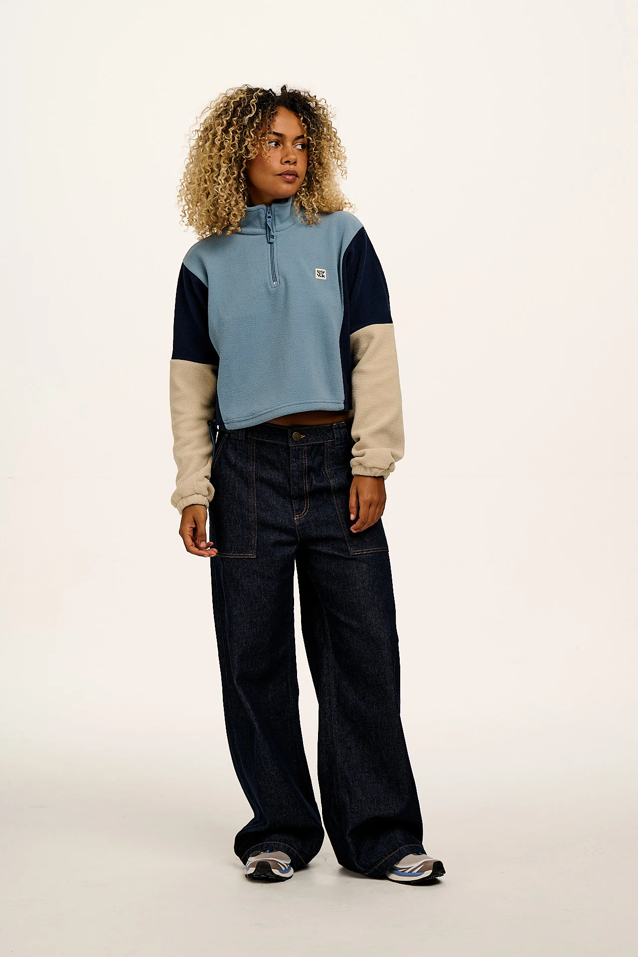 Blake - Cropped Polar Fleece in Blue & Cream
