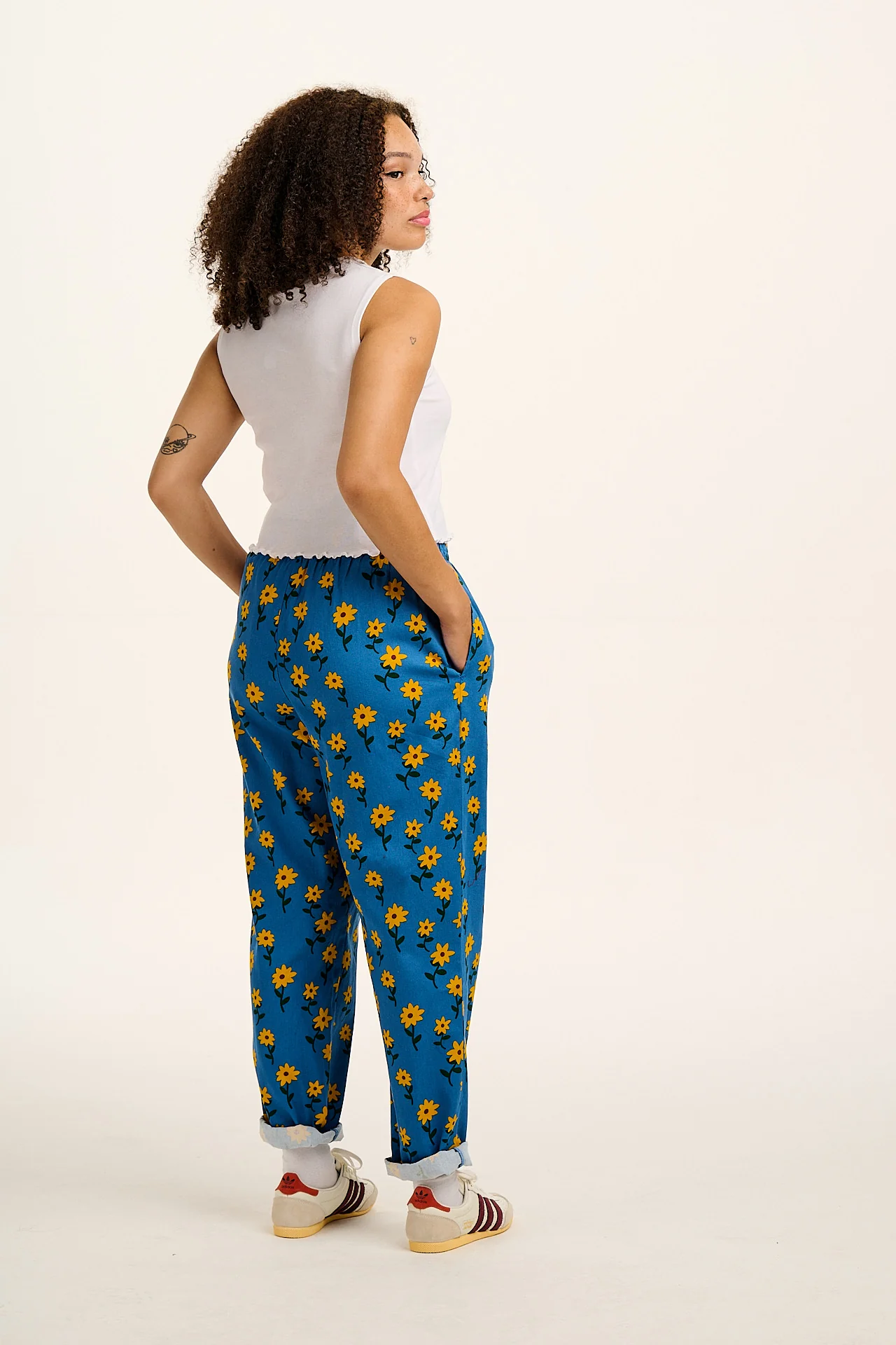 Alexa - Cotton Trousers in Blue Sunflowers Print