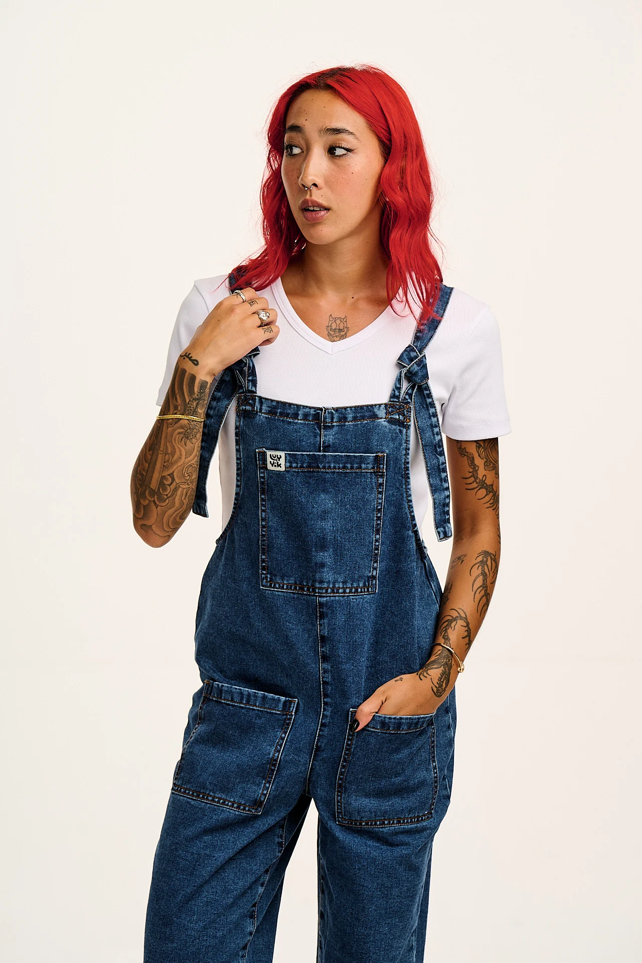 Ivy - Ribbed Cotton V Neck Tee in White