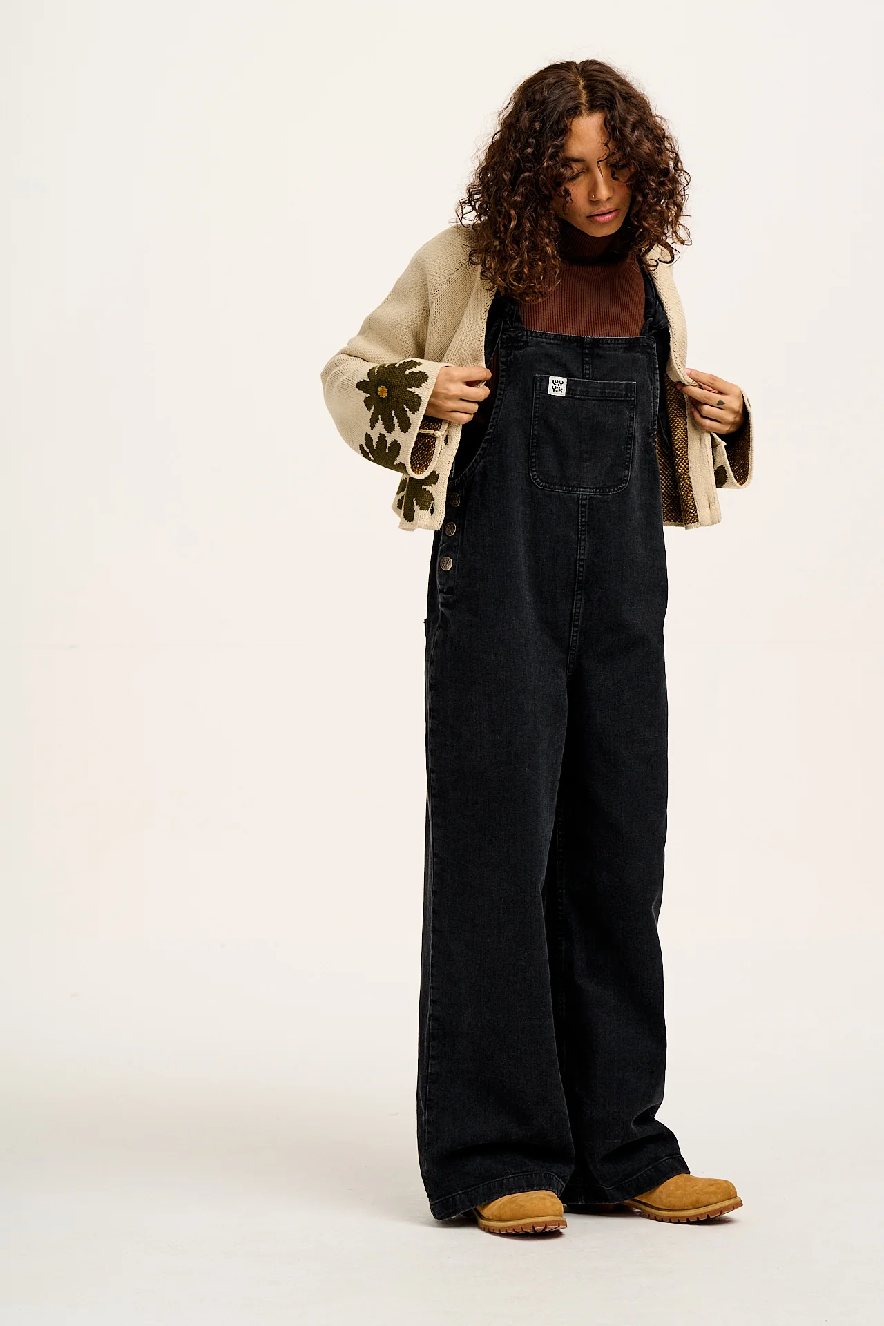 Ali - Baggy Denim Dungarees in Washed Black