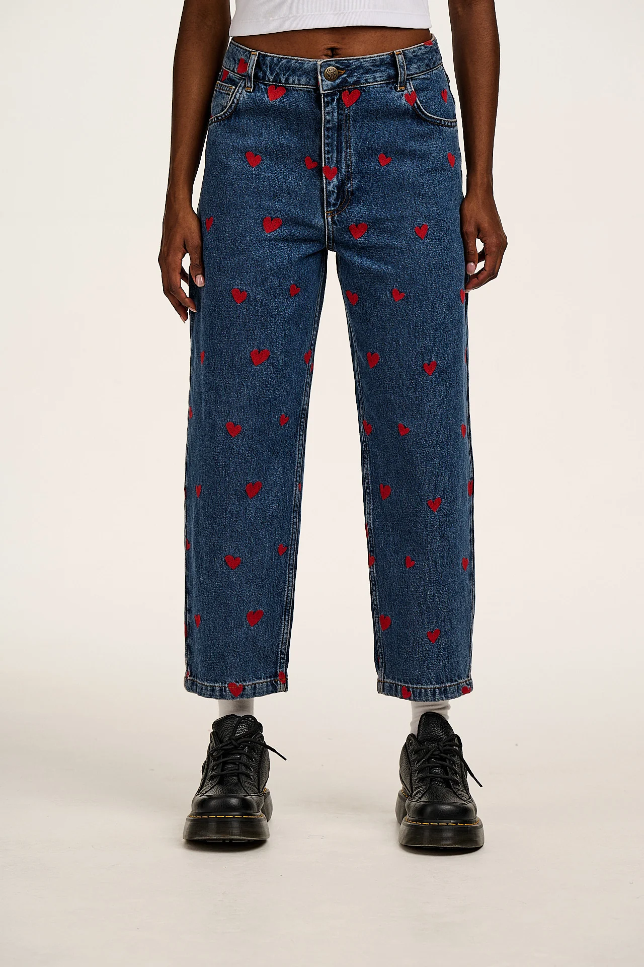 Drew - Cropped Straight Leg Denim Jeans in Mid Wash Blue with Cupid Hearts Embroidery