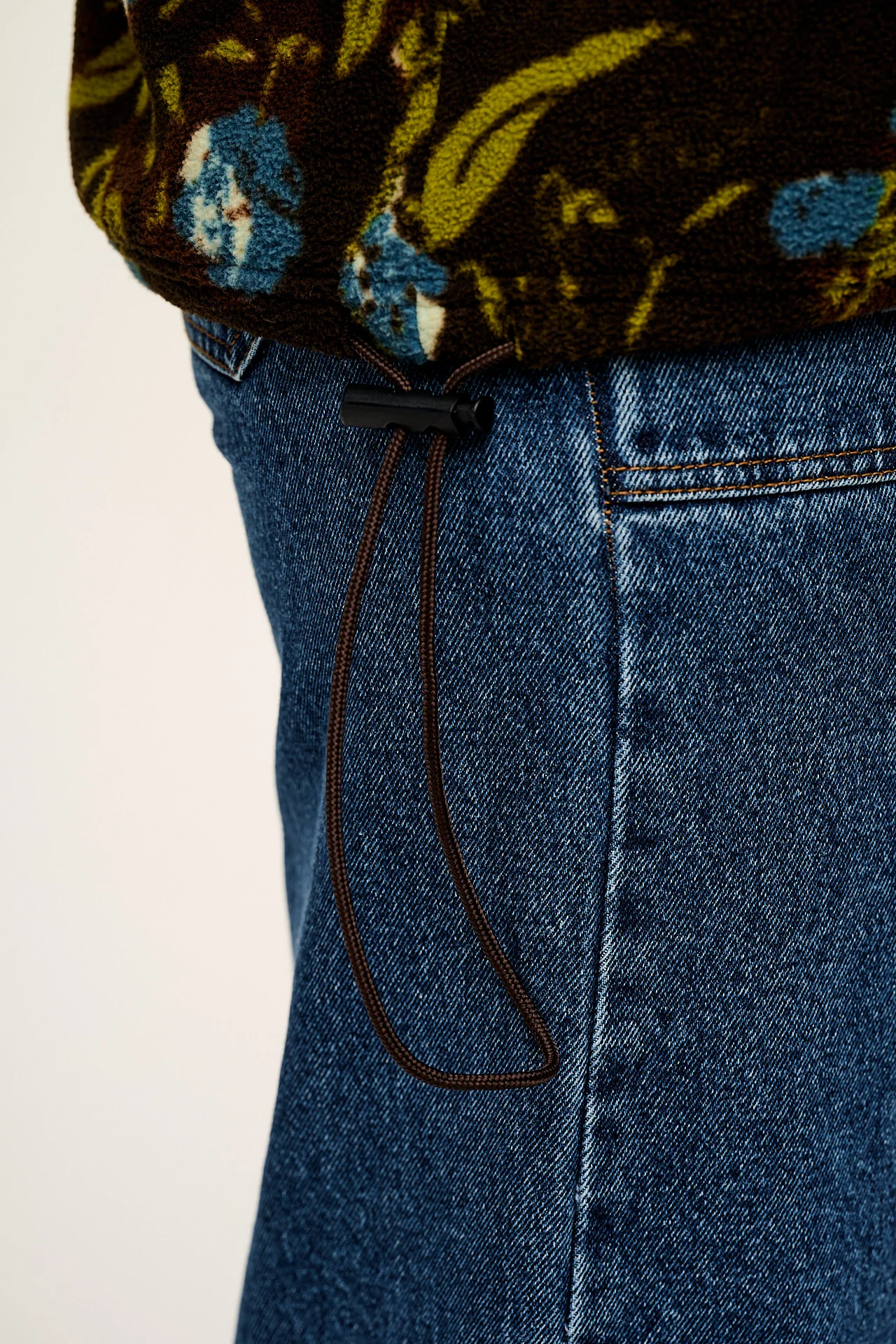 Stevie - Polar Fleece in Oak Brown Ingrid Floral Print