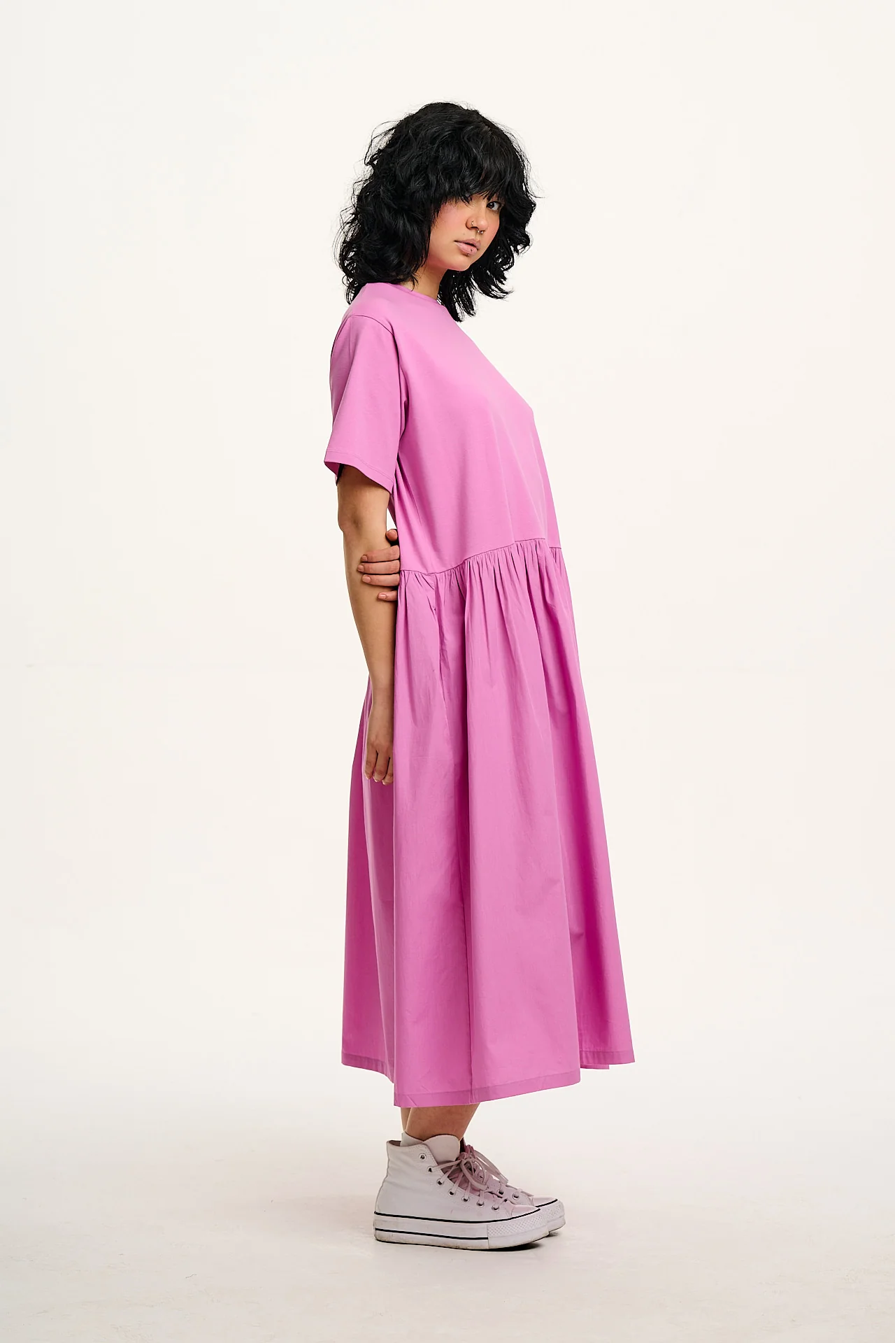 Georgia - Midi Dress in Pink