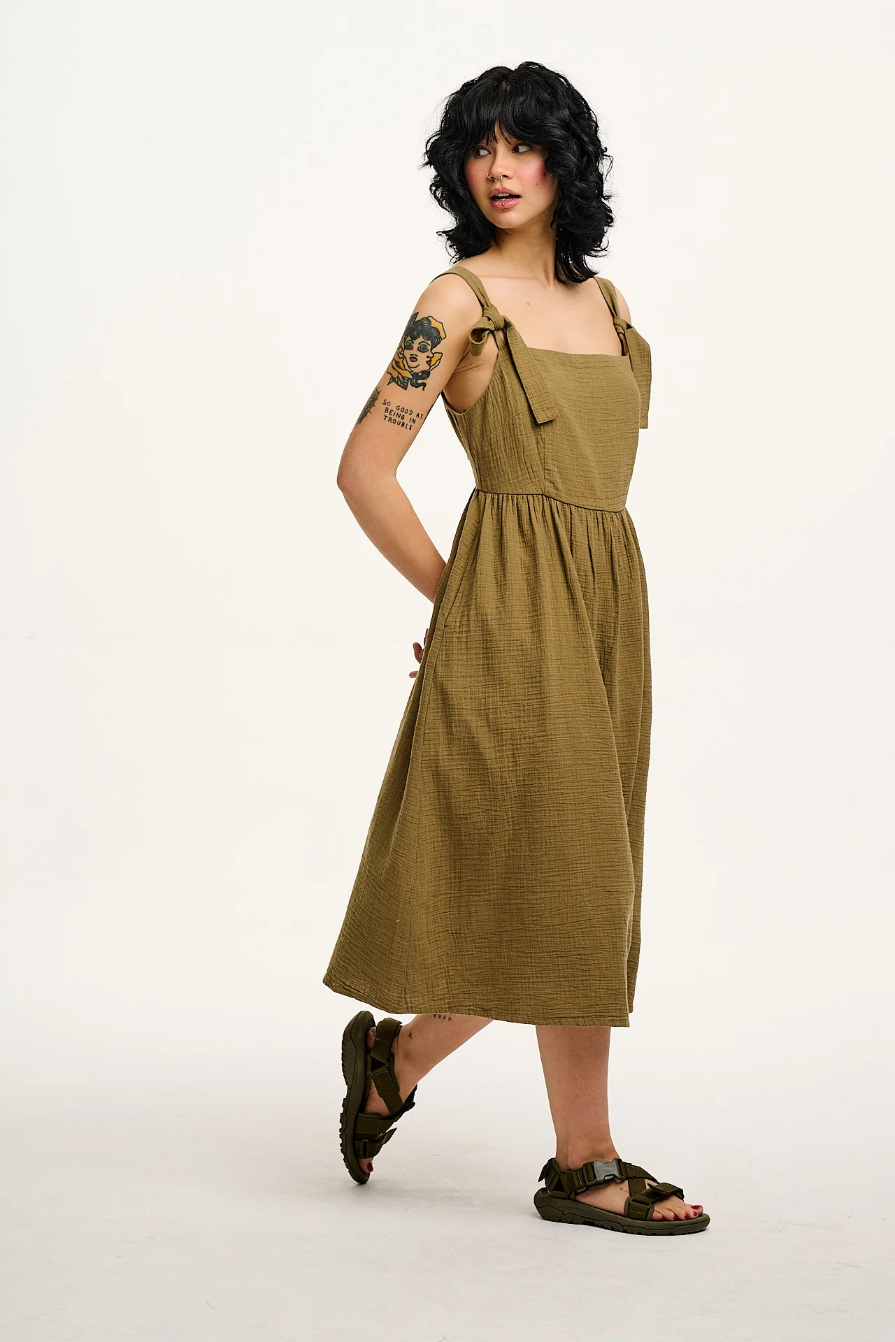 Faye - Midi Cotton Gauze Dress in Khaki Green