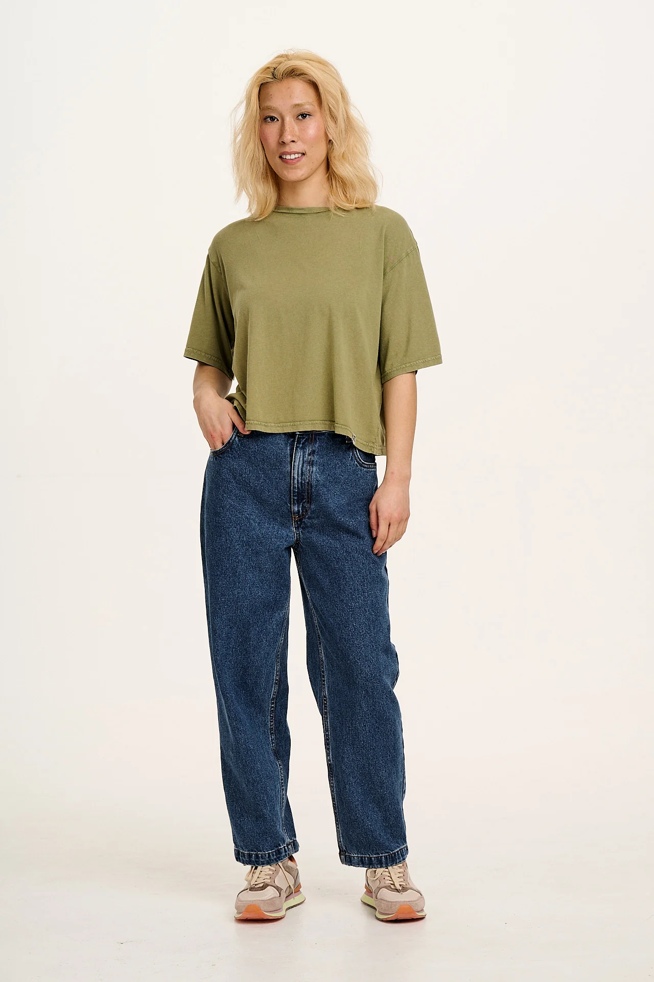 Zayla - Cropped Boxy Tee in Herb Garden Green