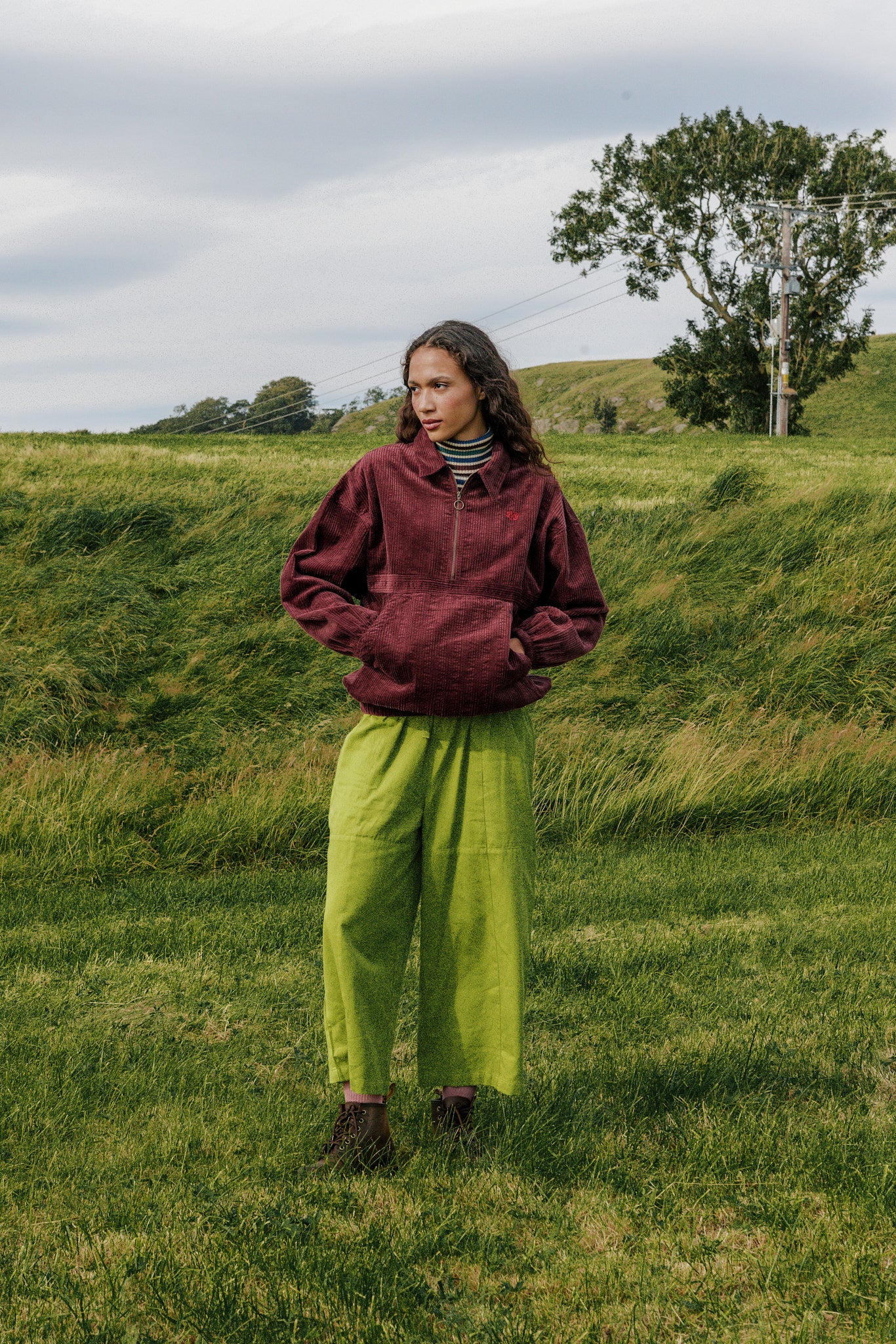 Chuck - Wide Leg Cotton Trousers in Lima Bean Green