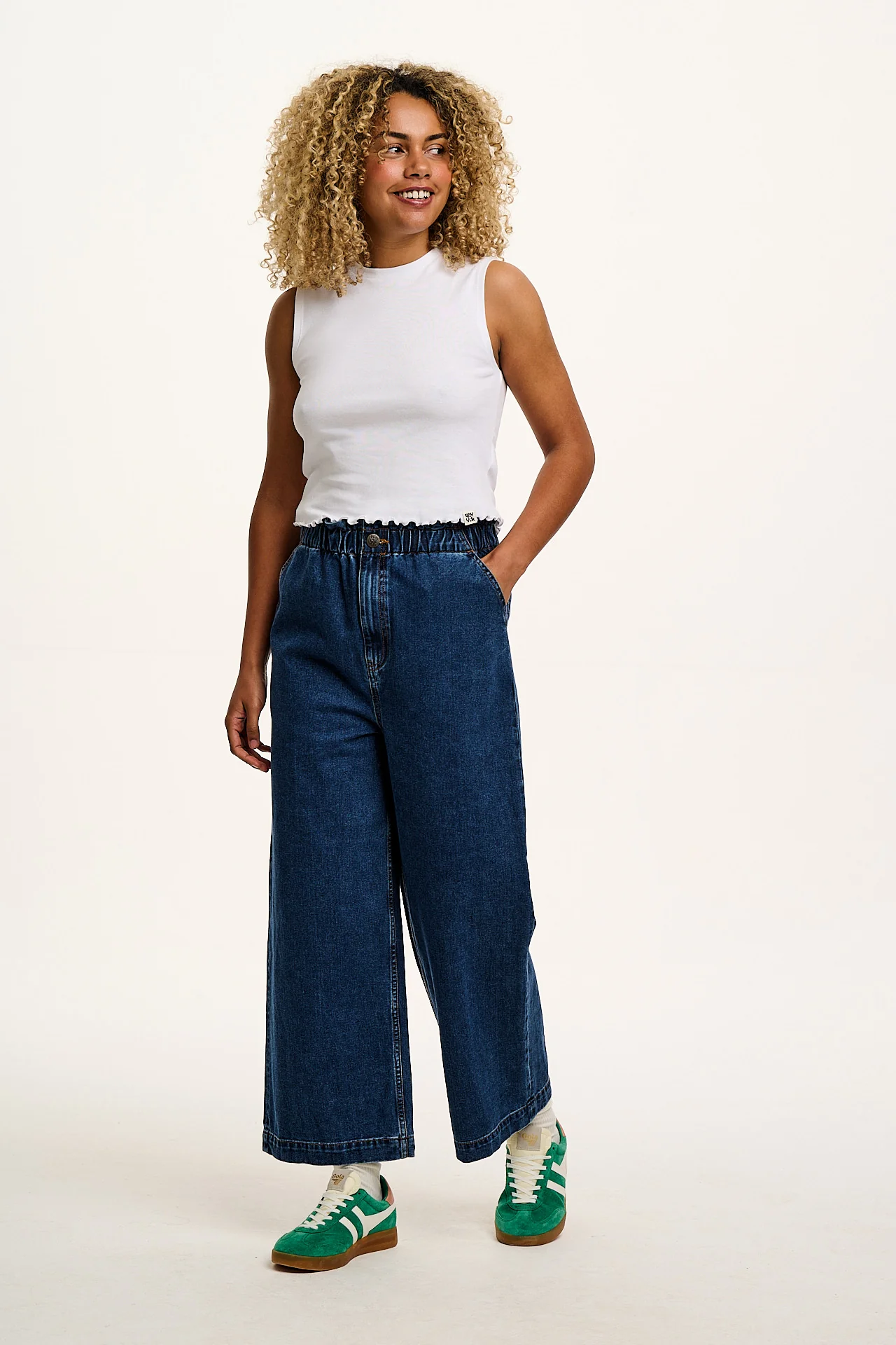 Cody - Paper Bag Jeans in Mid Wash Blue Denim