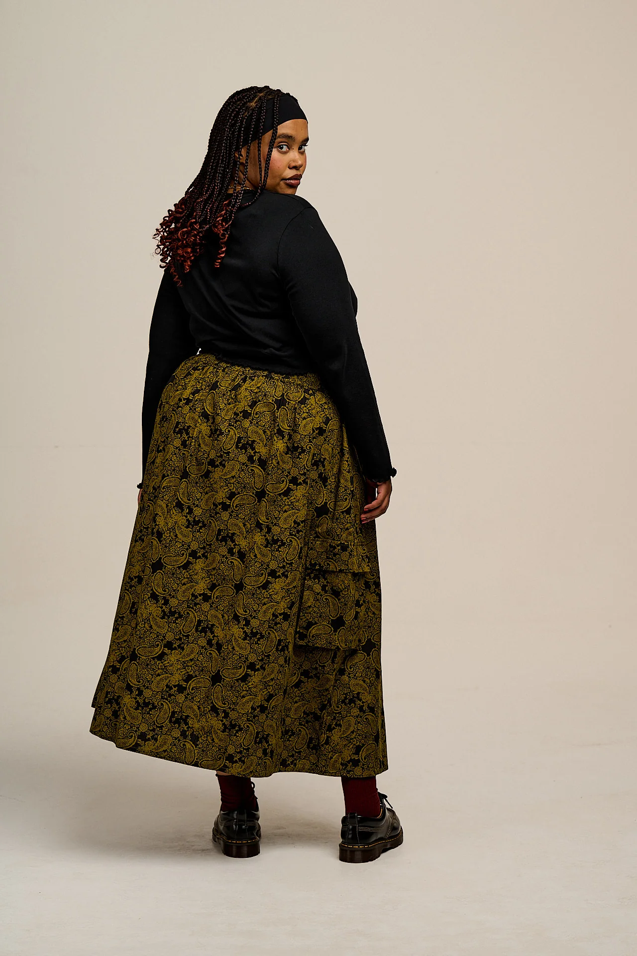 Dakota - Midi Skirt in Grunge Green Paisley Print