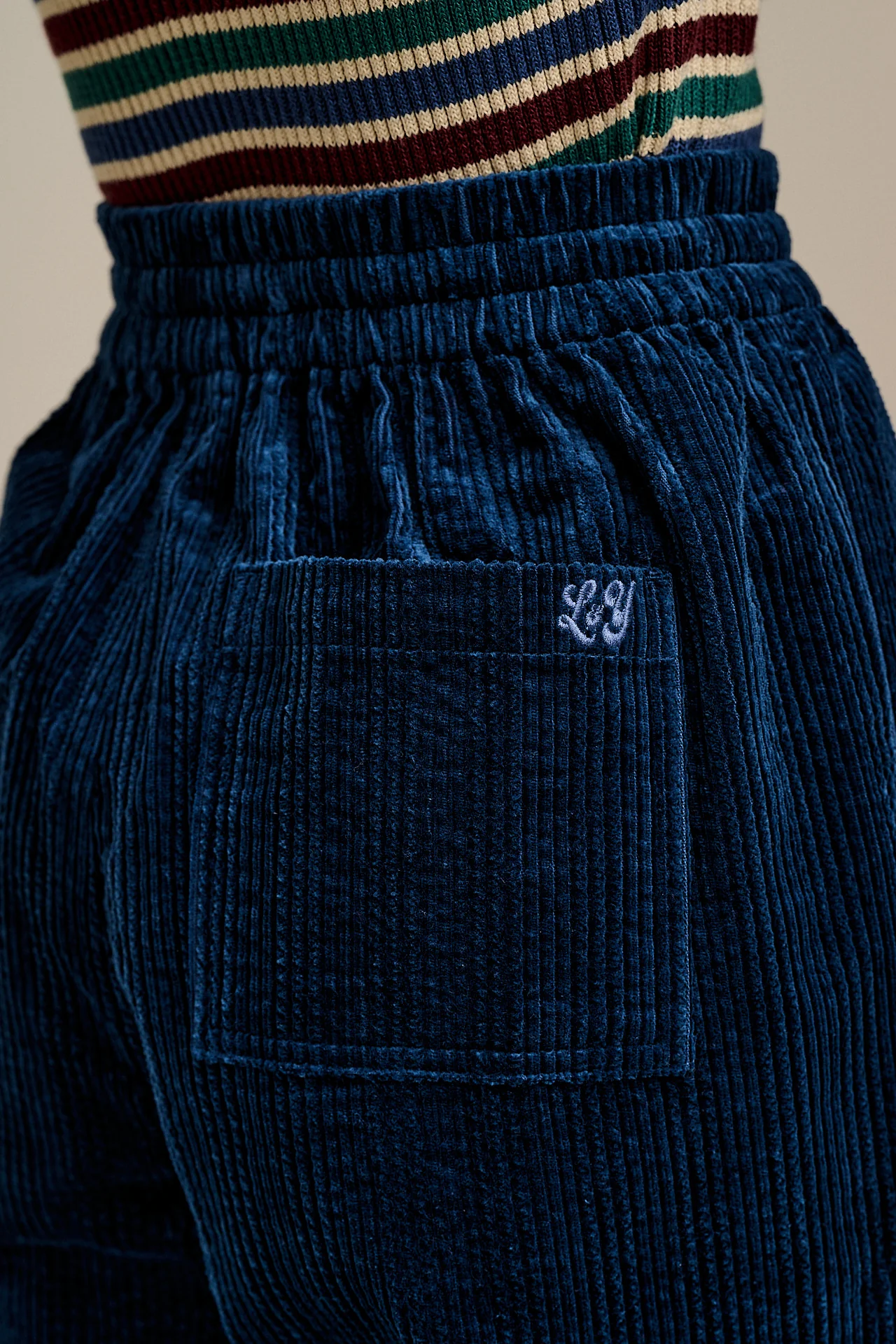 Norris - Wide Leg Corduroy Trousers in Navy