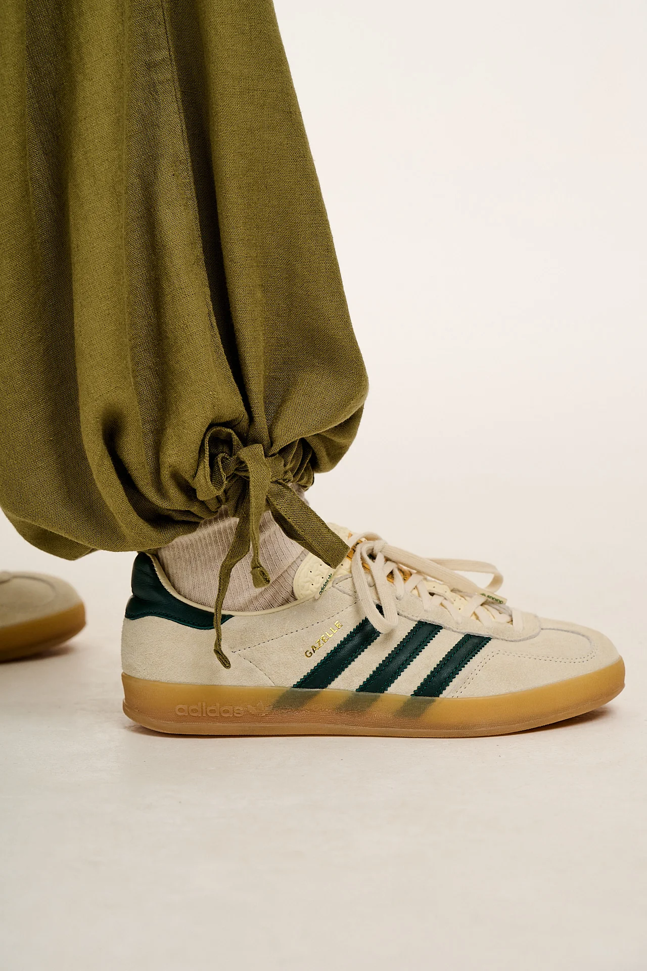 Mylo - Wide Leg Trousers in Herb Garden Green