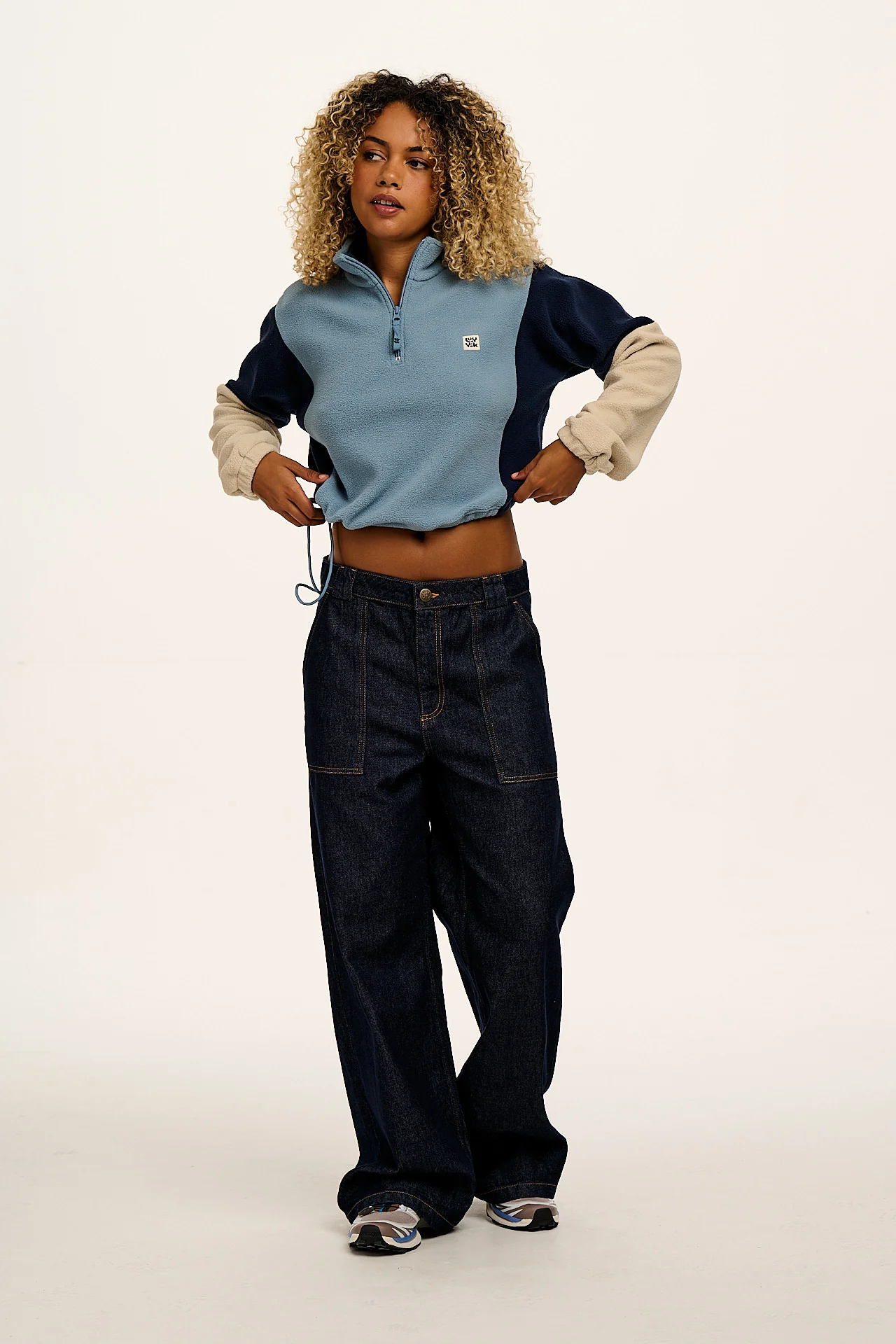 Blake - Cropped Polar Fleece in Blue & Cream