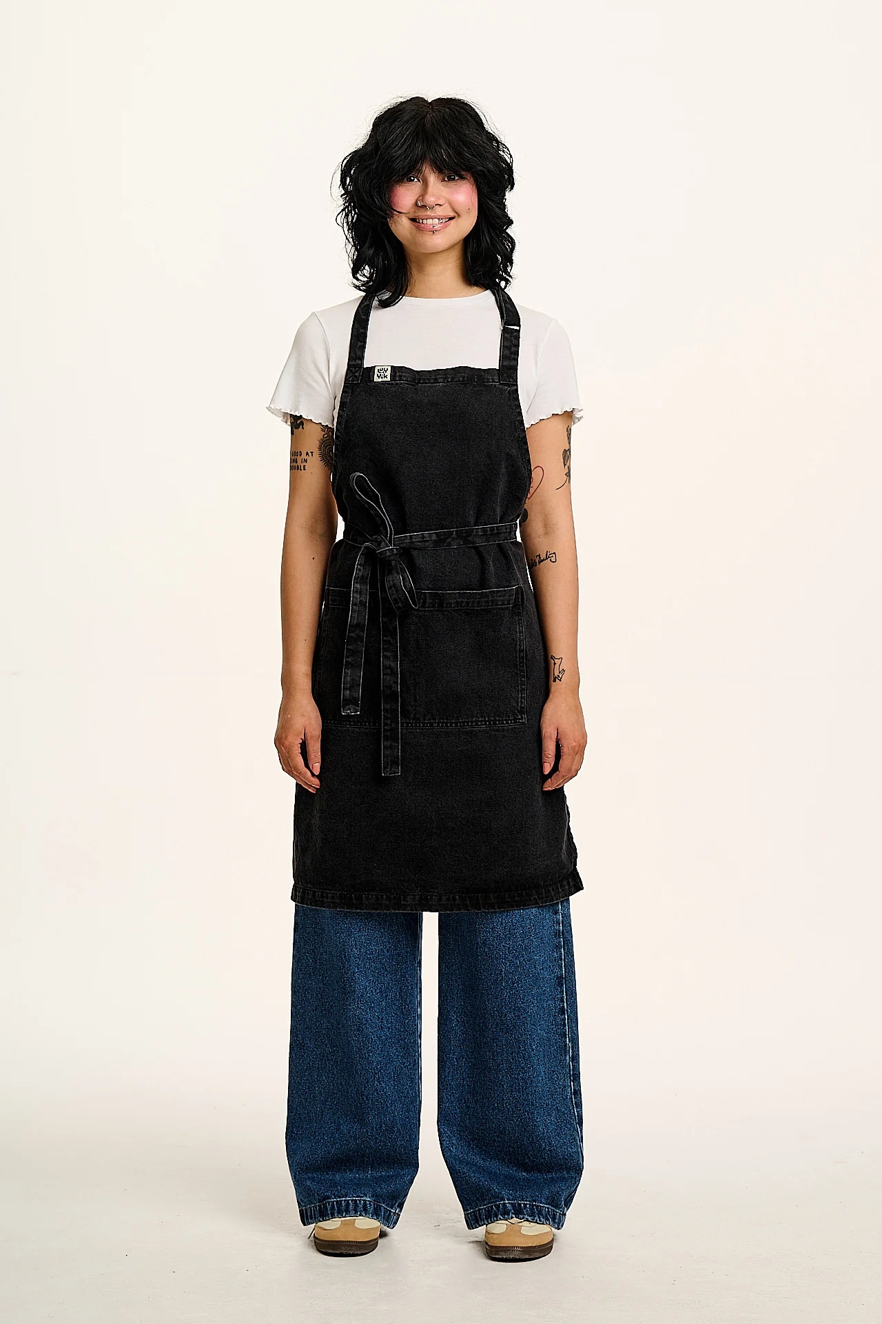 Amaia - Heavyweight Denim Apron in Washed Black